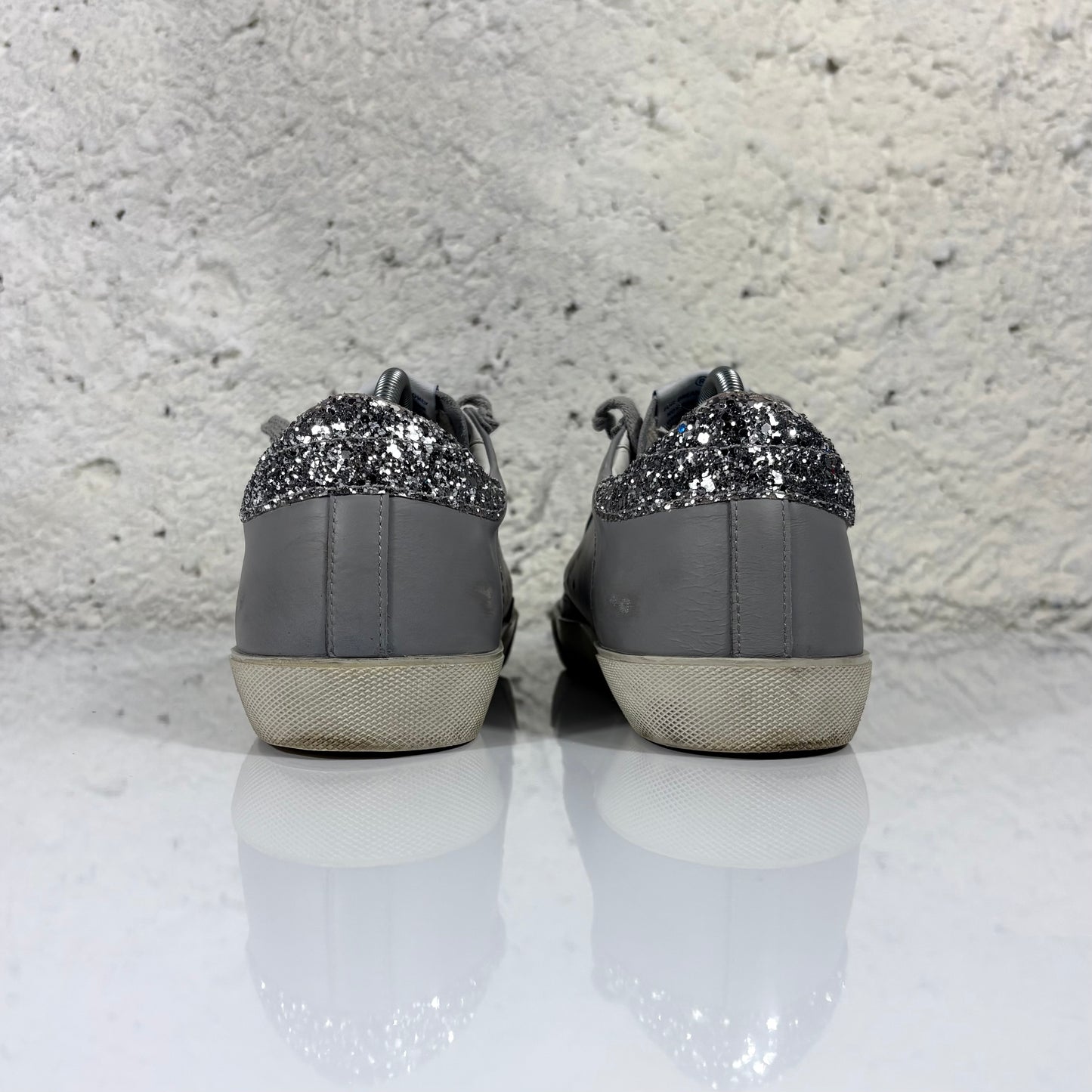 Golden goose Superstar grigie e dettagli brillantinati 39