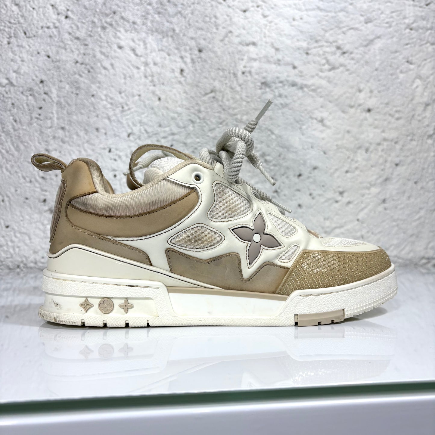 Louis Vuitton Skate beige e bianco 44