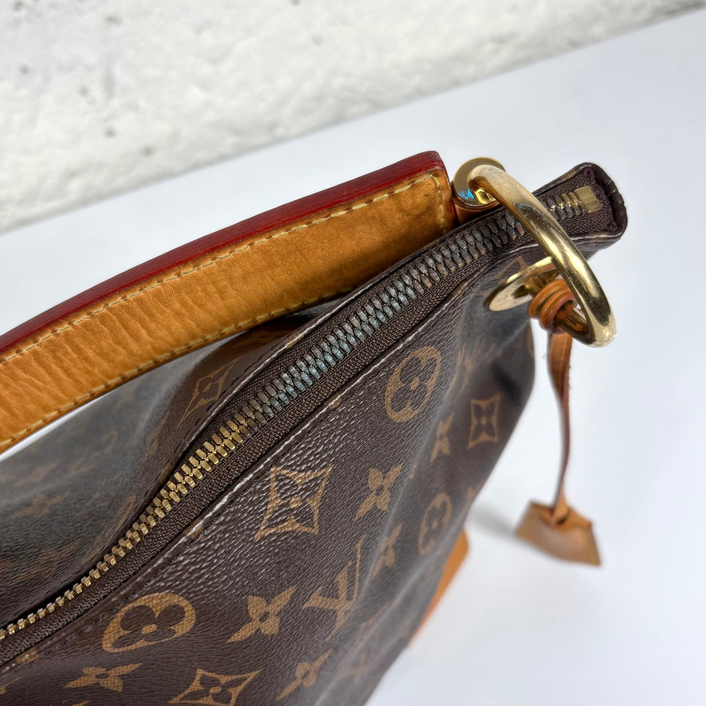 Louis Vuitton Berri MM monogram marrone e rifiniture in vacchetta