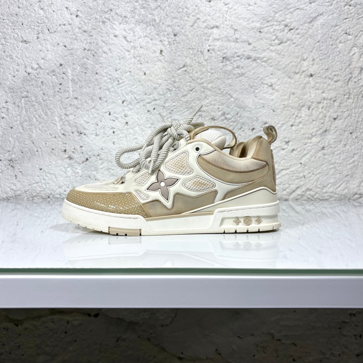 Louis Vuitton Skate beige e bianco 44