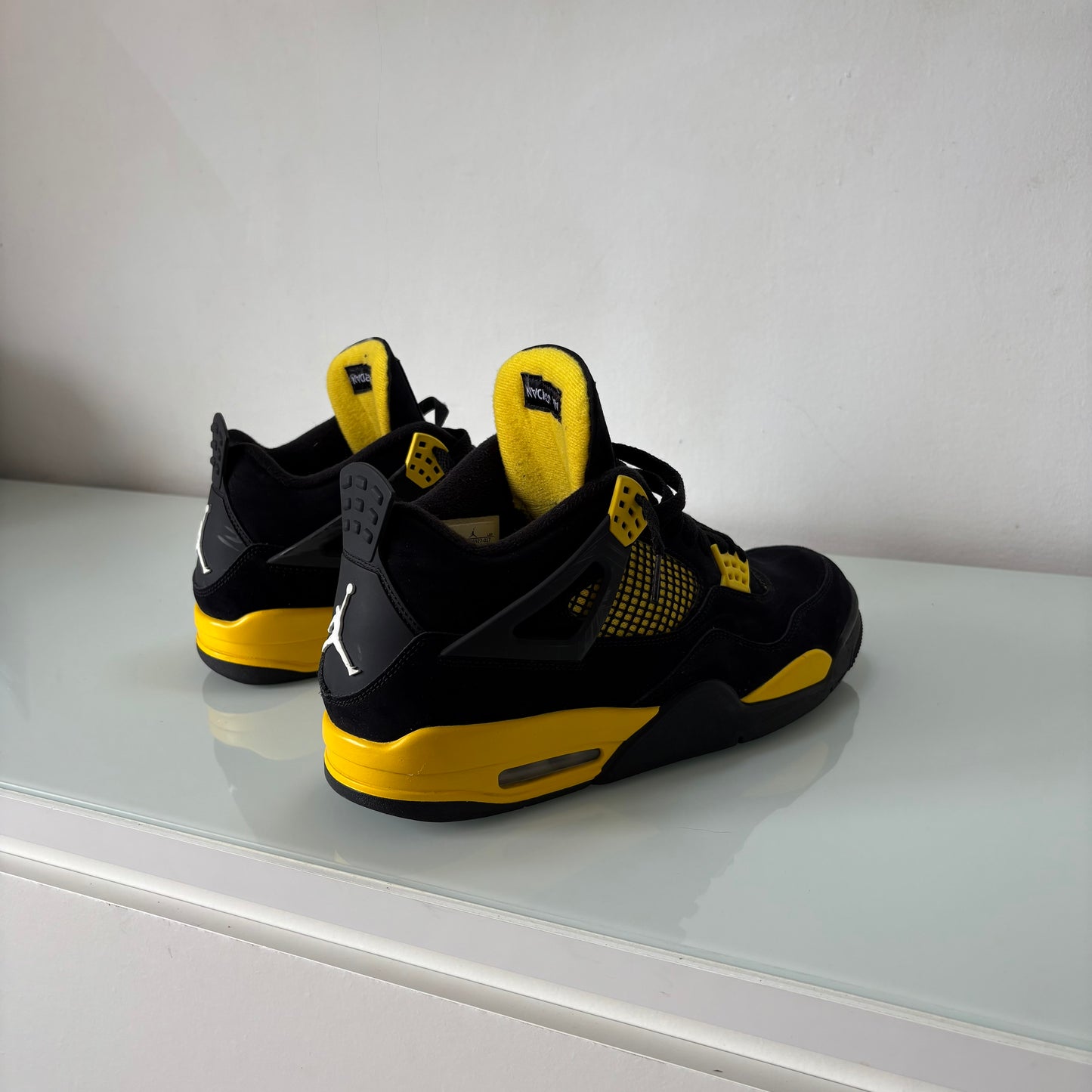 JORDAN RETRO 4 THUNDER BLACK/ YELLOW 46