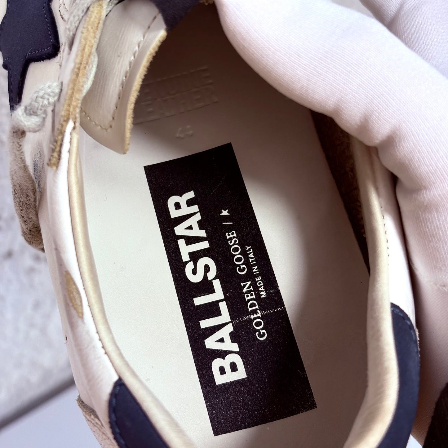 Golden goose Ballstar bianche Stella nera e tallone blu scuro 44