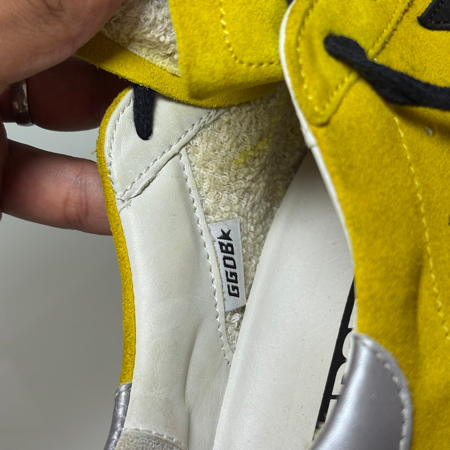 Golden goose Superstar giallo 38