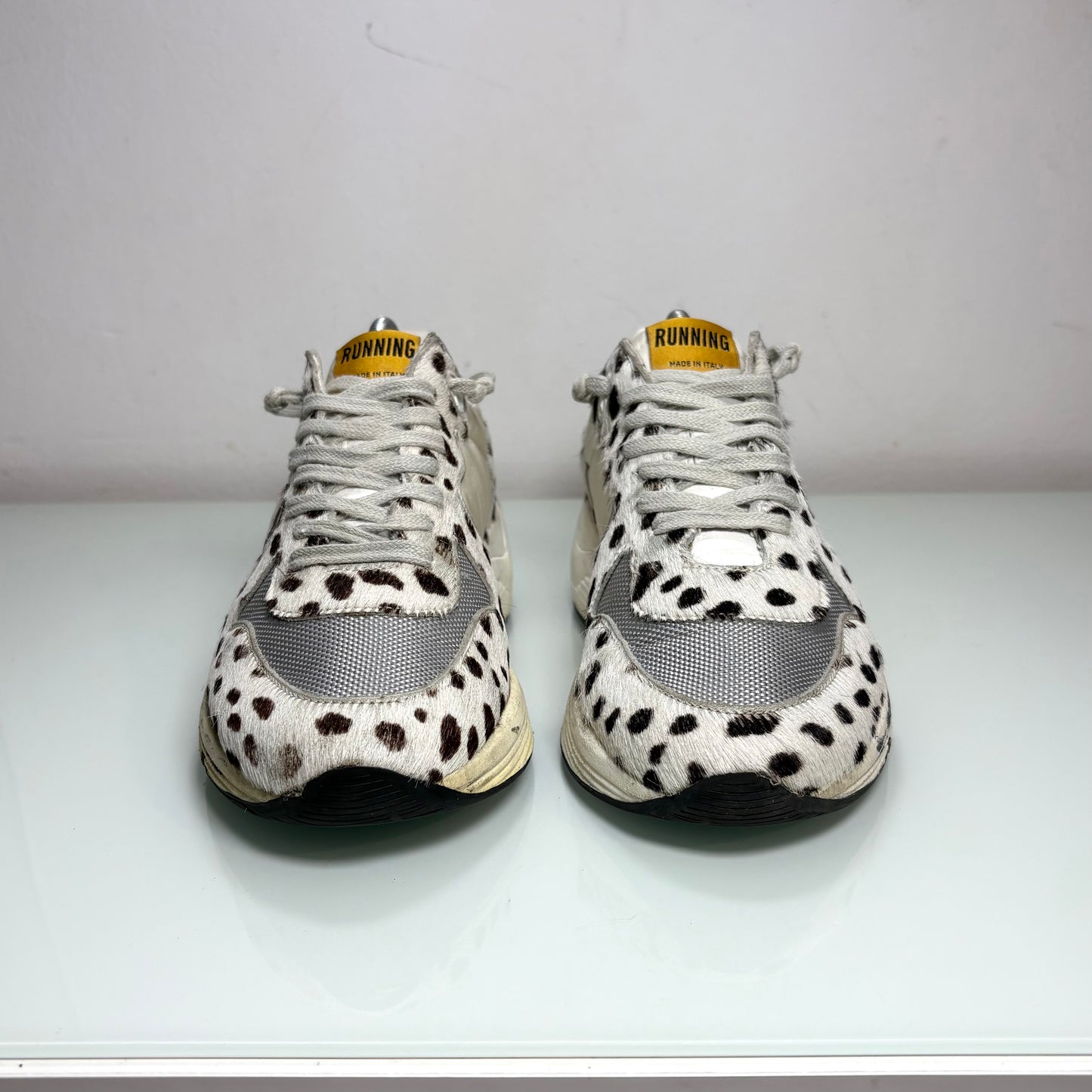 Golden goose Running Sole bianche con macchie nere 37