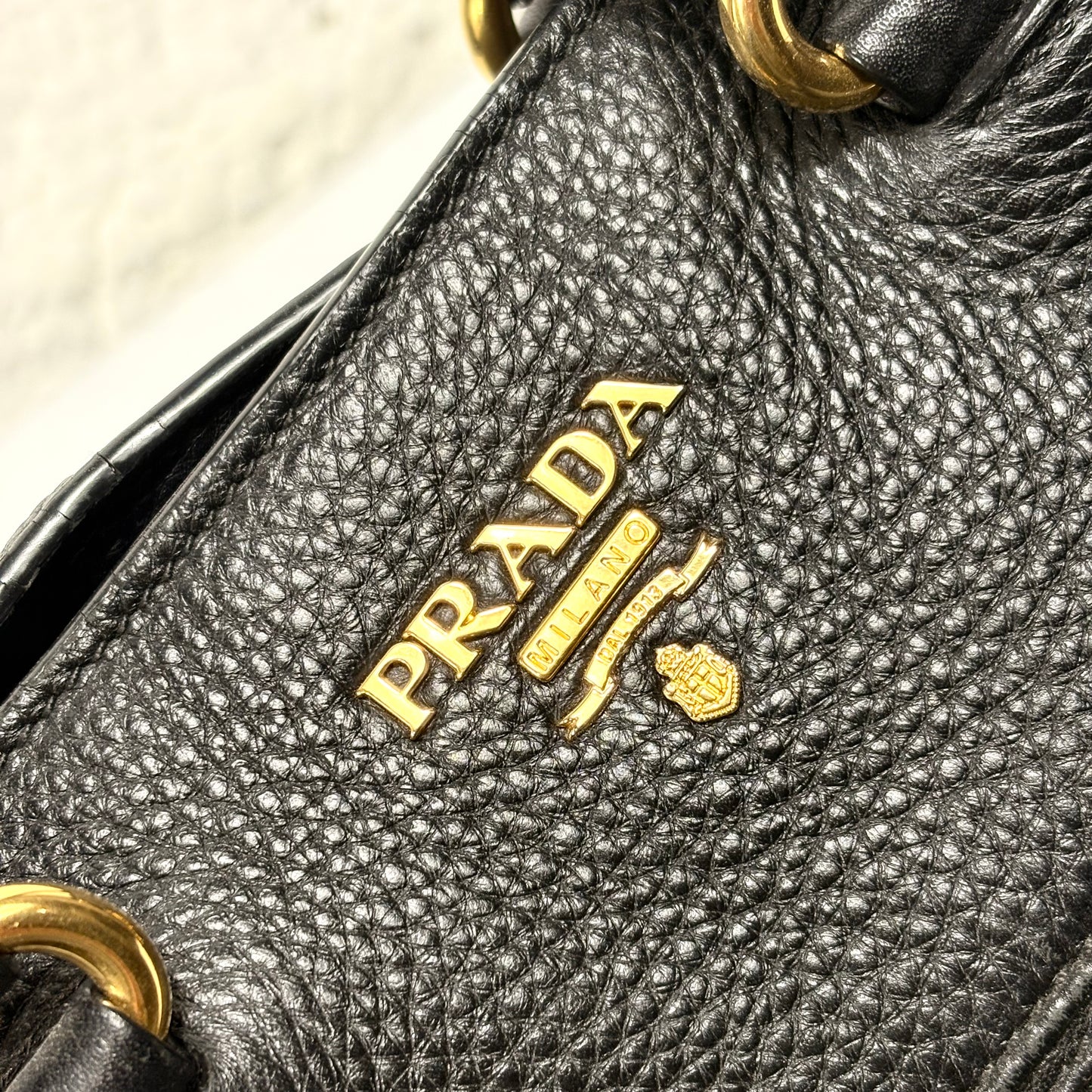 Prada vitello Phenix nera in pelle