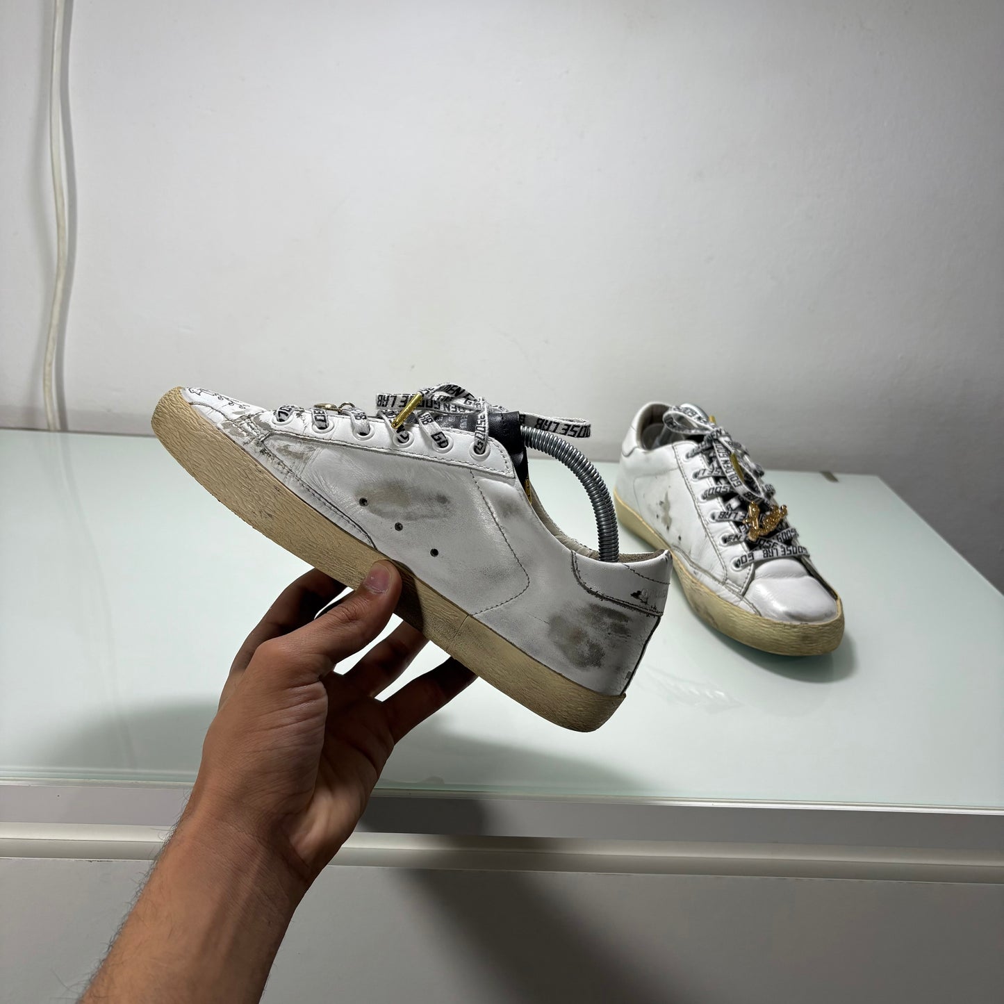 Golden goose bianche con disegni floreali e inserti oro 38
