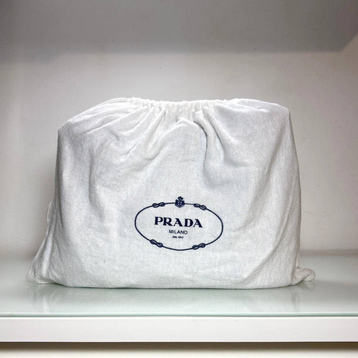 Prada tracolla in Re-Nylon nero