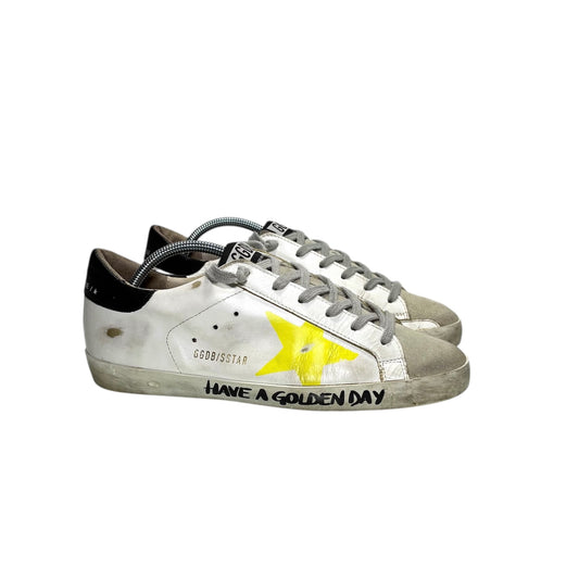 Golden goose superstar in pelle bianche e stella gialla 38