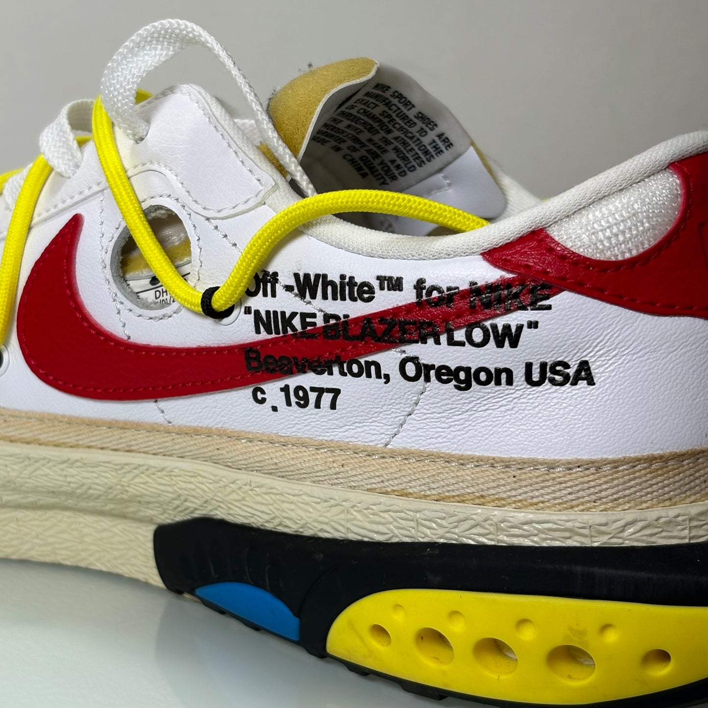 Nike blazer low x Off white university 45,5