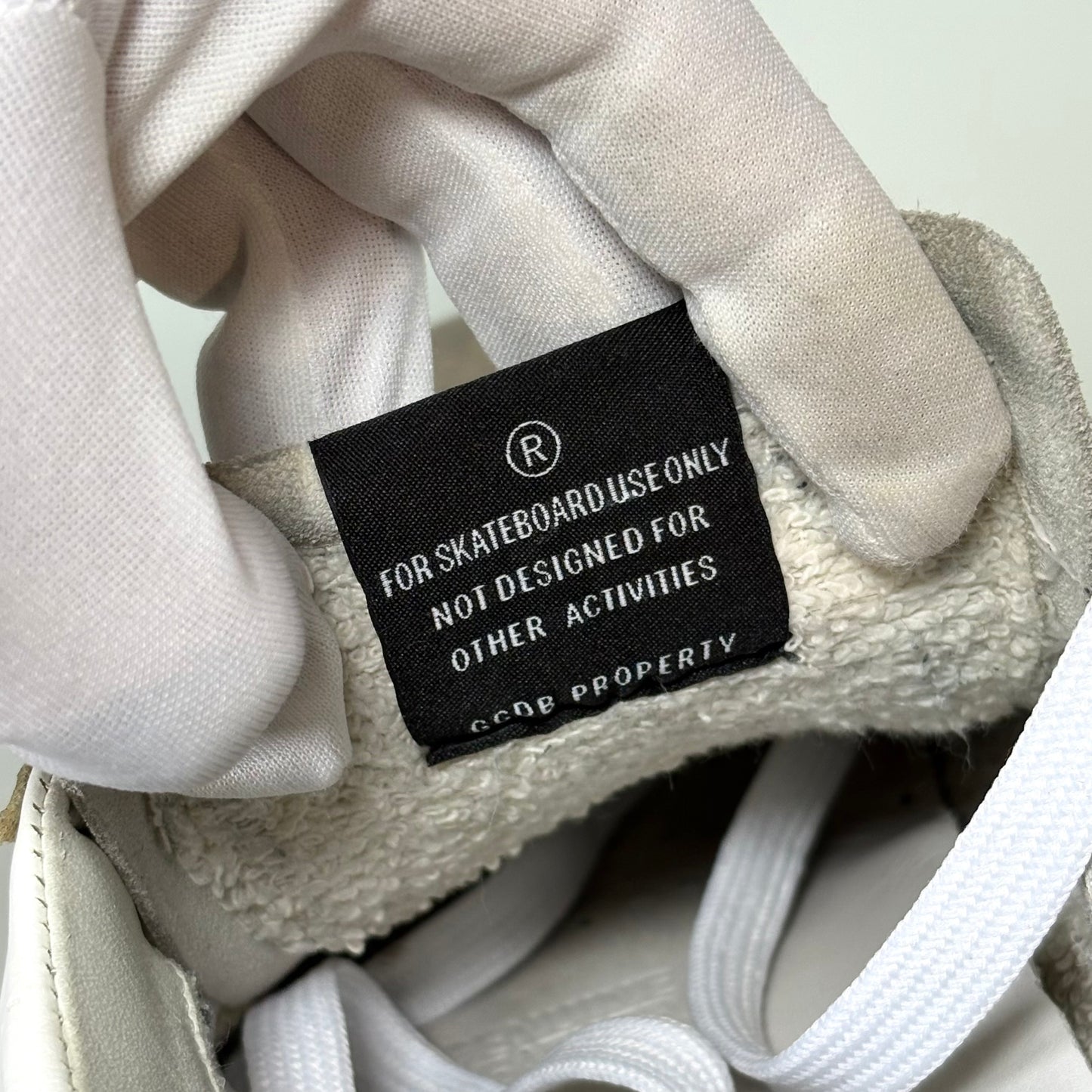 Golden goose Superstar bianche tallone nero e stella verde 43