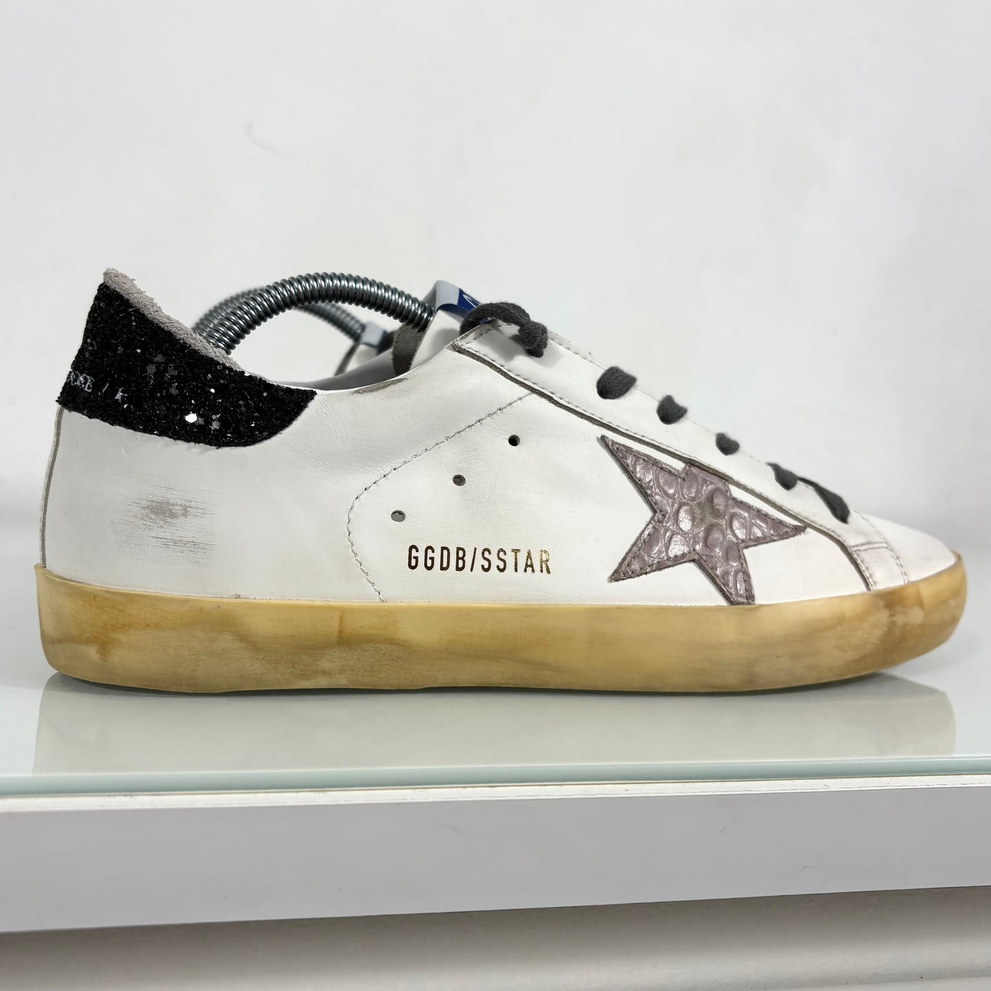 Golden goose Superstar bianche, stella grigia a squame e tallone nero brillantinato 39