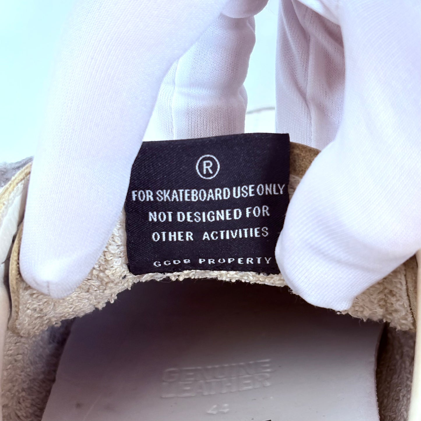 Golden goose Ballstar bianche Stella nera e tallone blu scuro 44