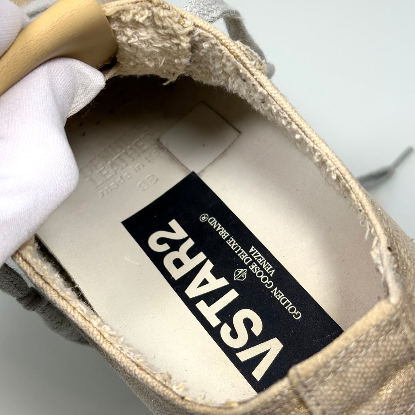 Golden goose V-Star oro e stella blu 38