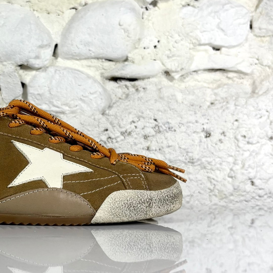 Golden goose True Star marroni in suede con Stella bianca e talloncini bronzo 42