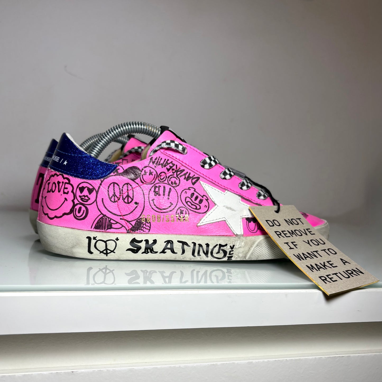 Golden goose Superstar fucsia con disegni e scritte nere 37