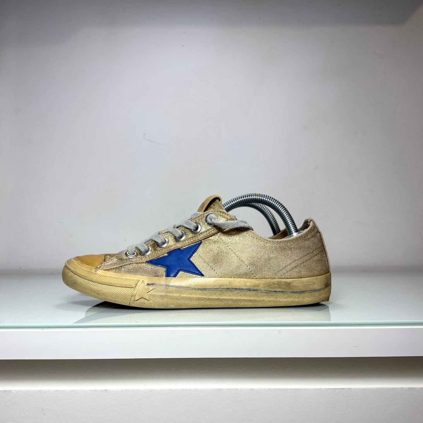 Golden goose V-Star oro e stella blu 38