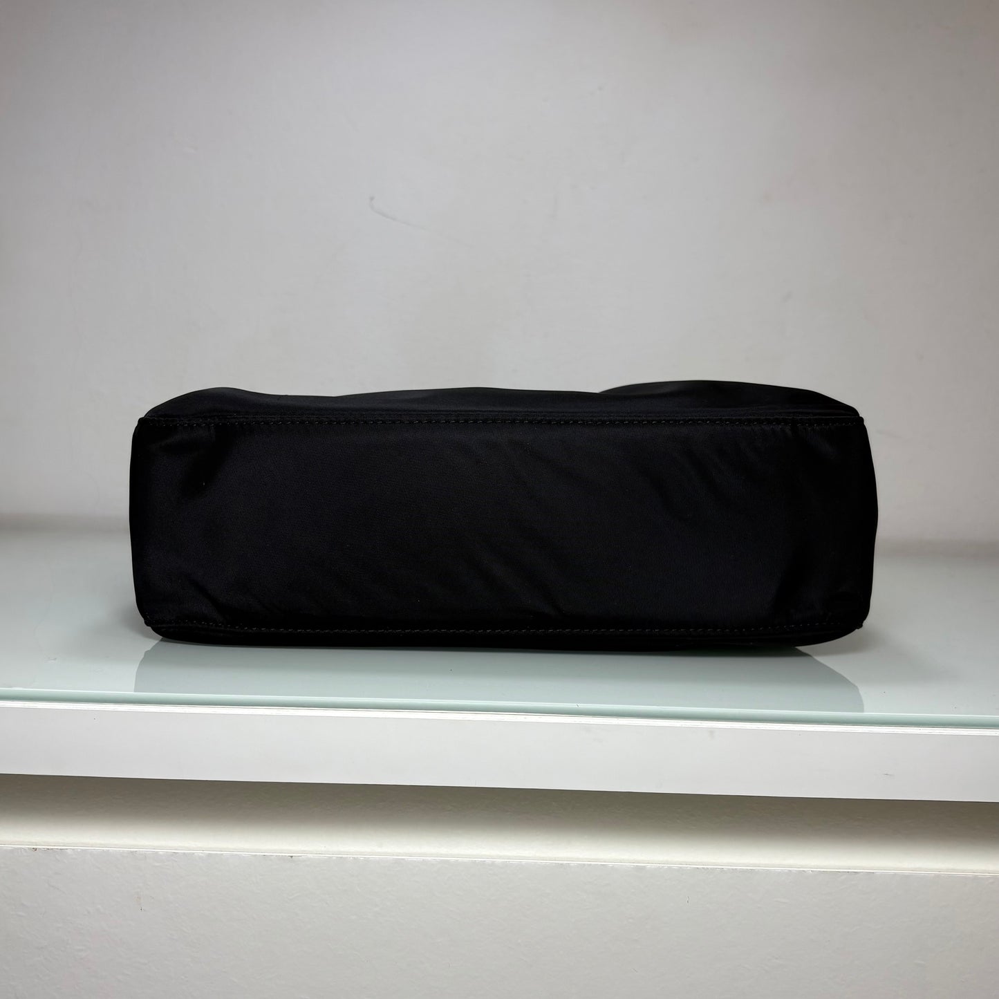 Prada tracolla in Re-Nylon nero