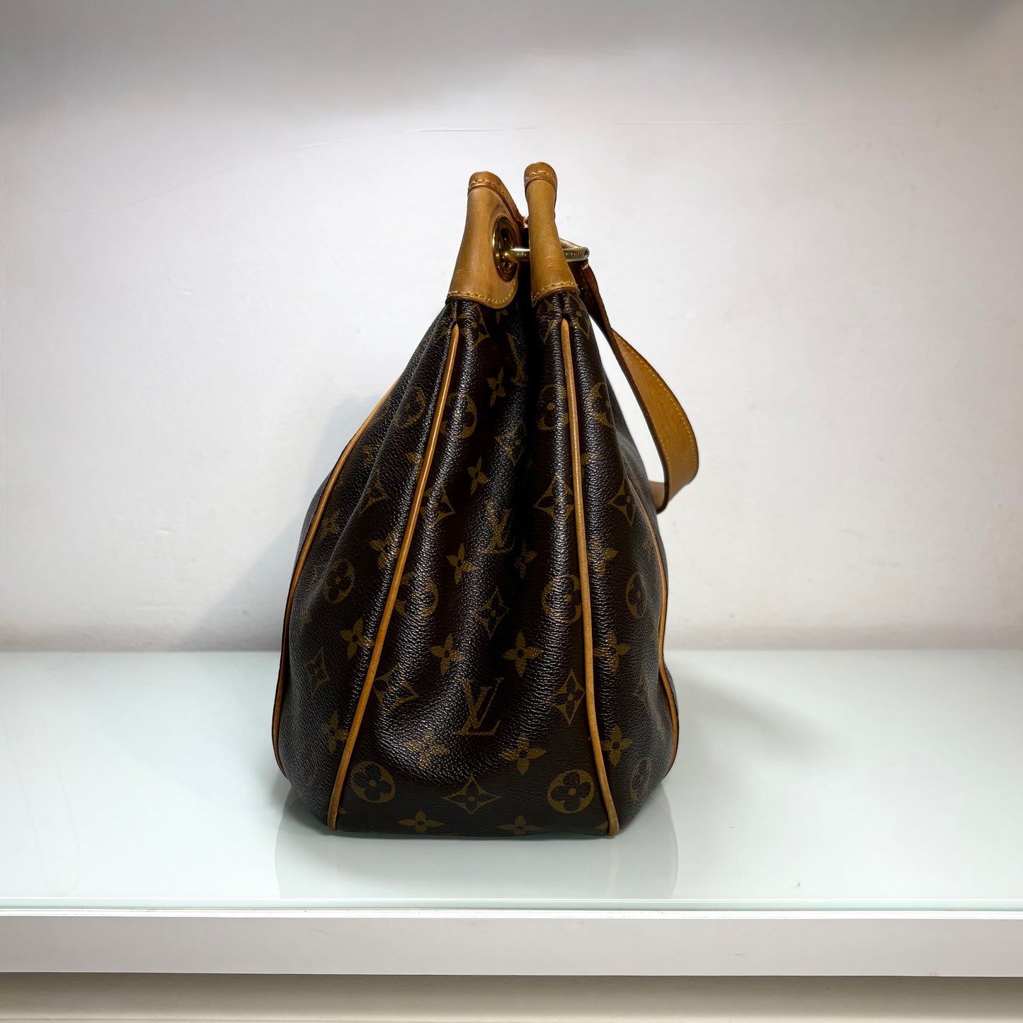 Louis Vuitton Galliera
