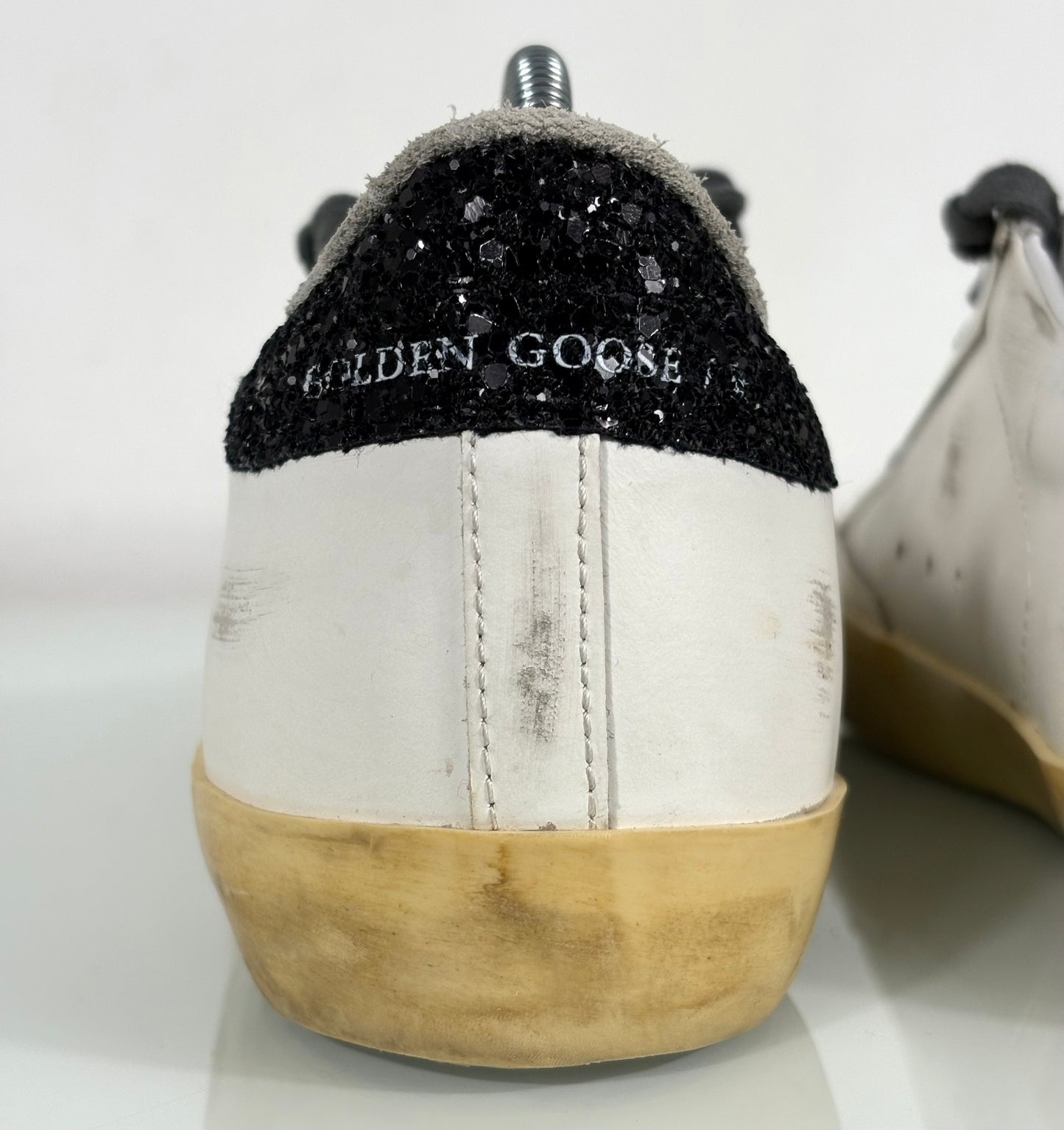 Golden goose Superstar bianche, stella grigia a squame e tallone nero brillantinato 39