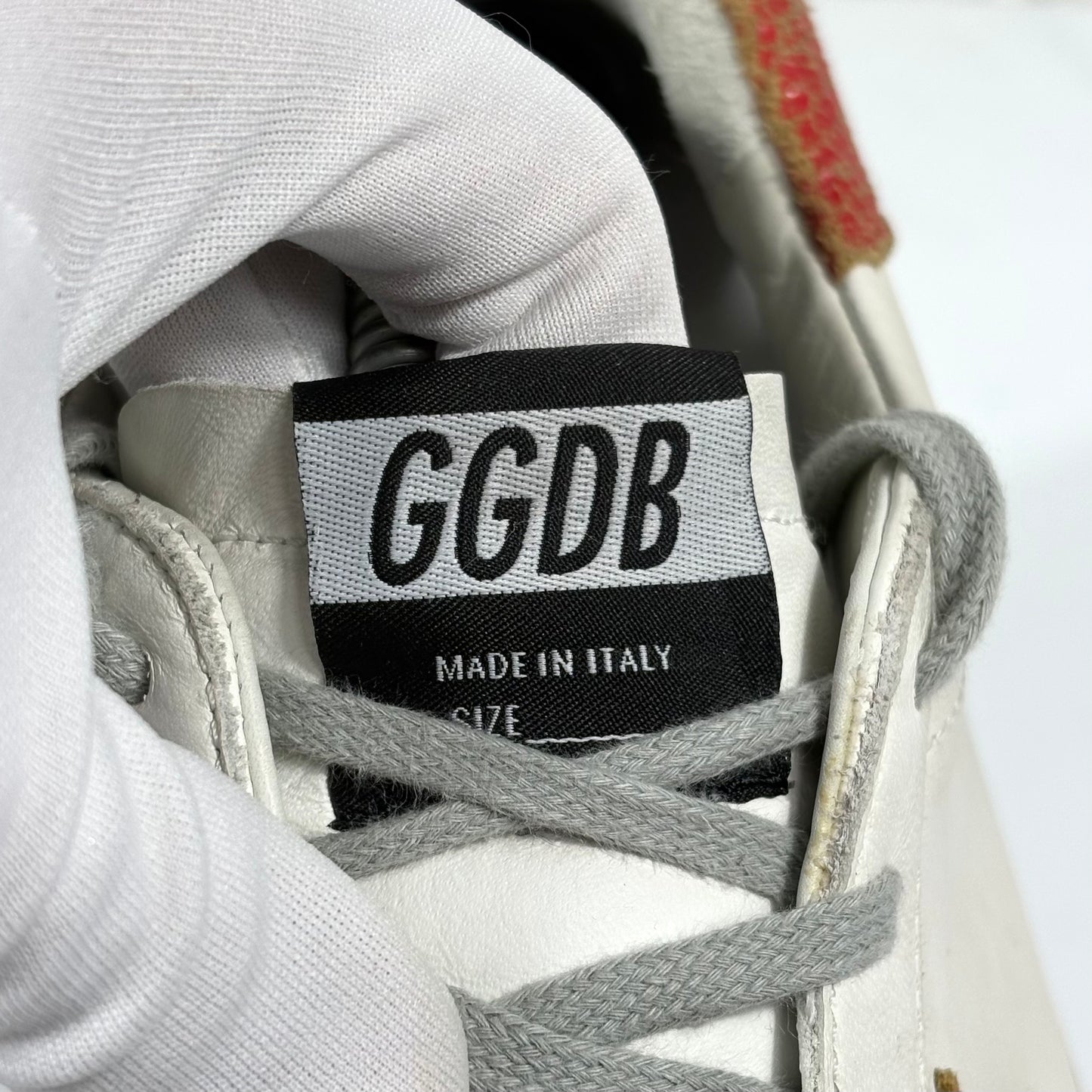 Golden goose Superstar bianche stella e tallone rosso 43