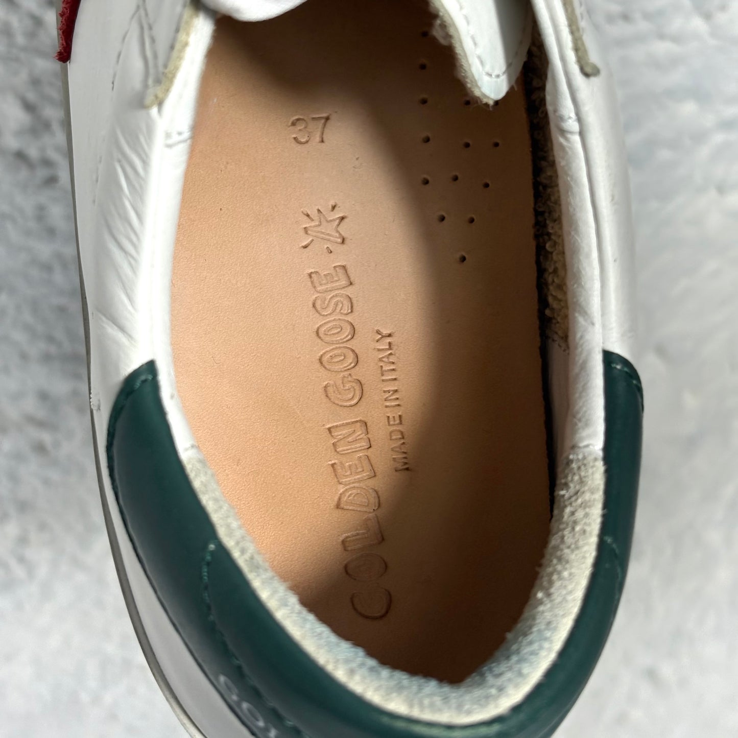Golden goose Old school bianche, stella rossa e tallone verde 37