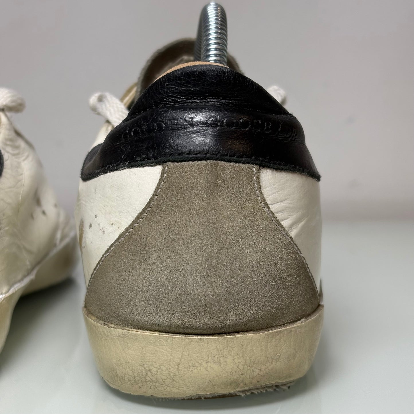 Golden goose Superstar bianche, linguetta brillantinata e tallone nero 38