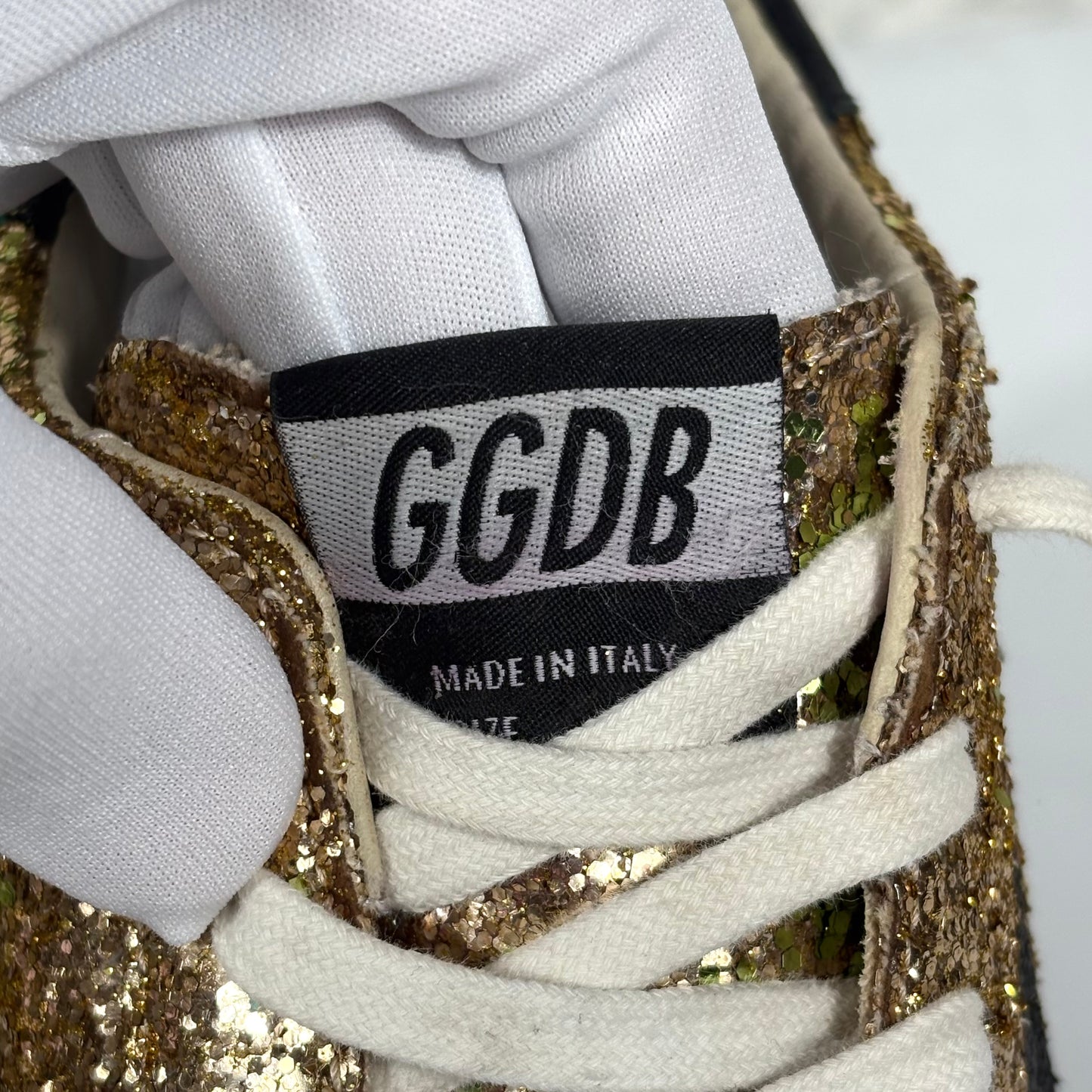 Golden goose Superstar colorazione oro e nero in paillettes e brillantini 38