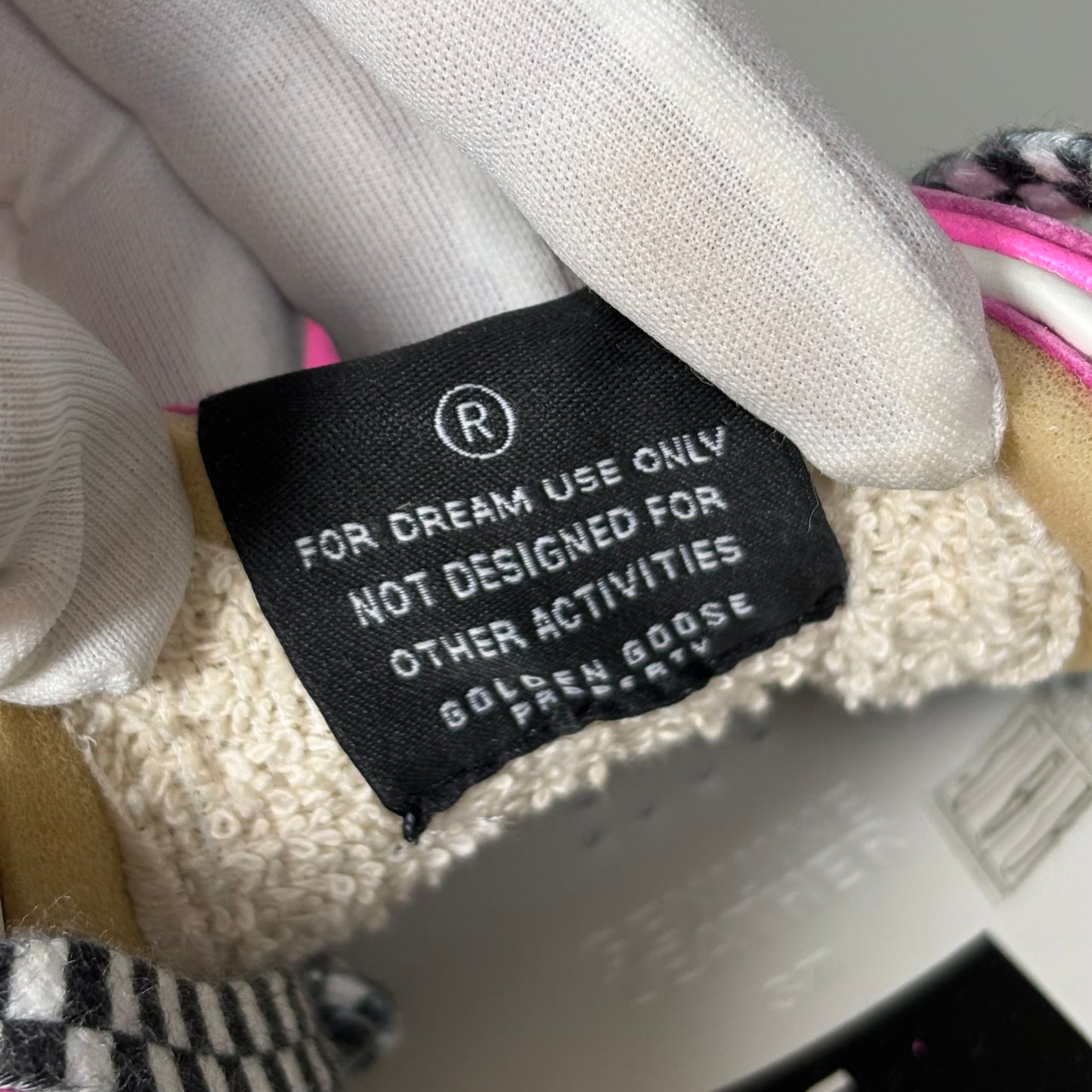 Golden goose Superstar fucsia con disegni e scritte nere 37