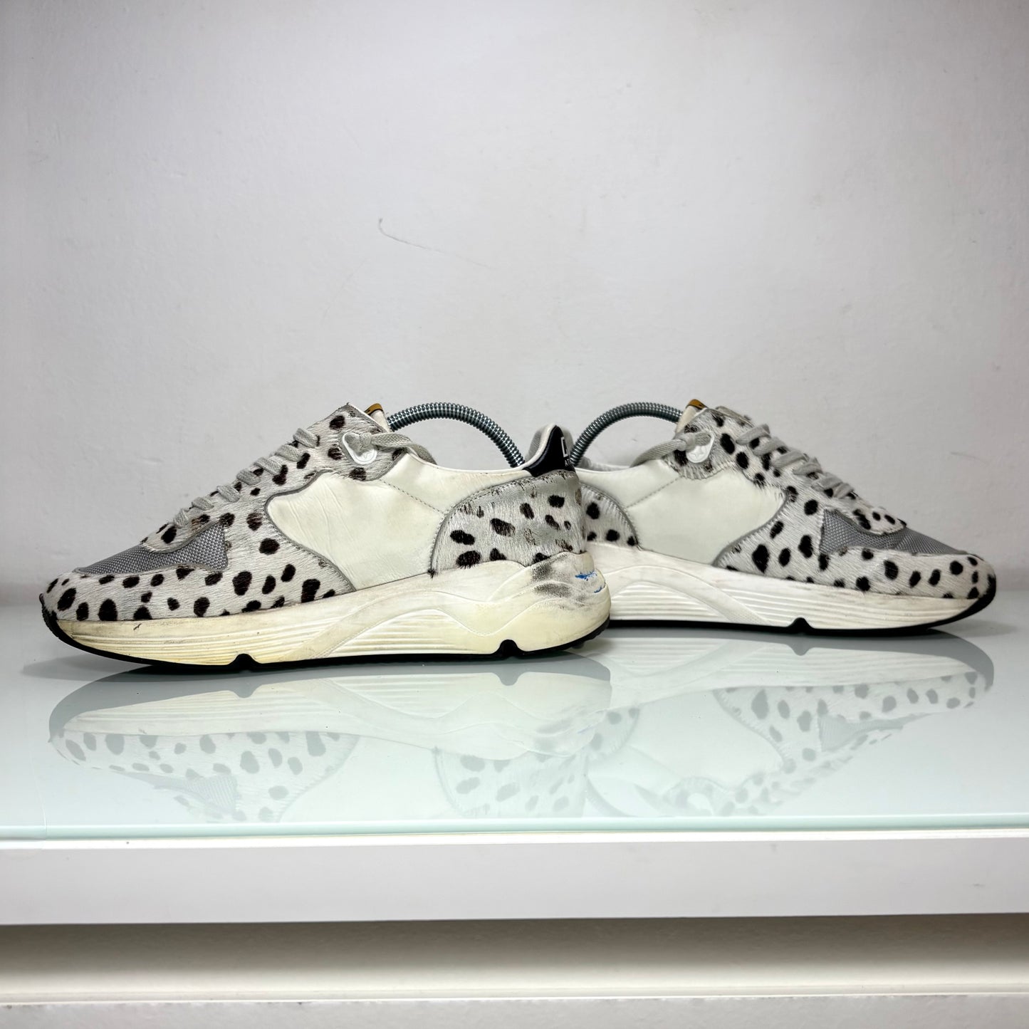 Golden goose Running Sole bianche con macchie nere 37