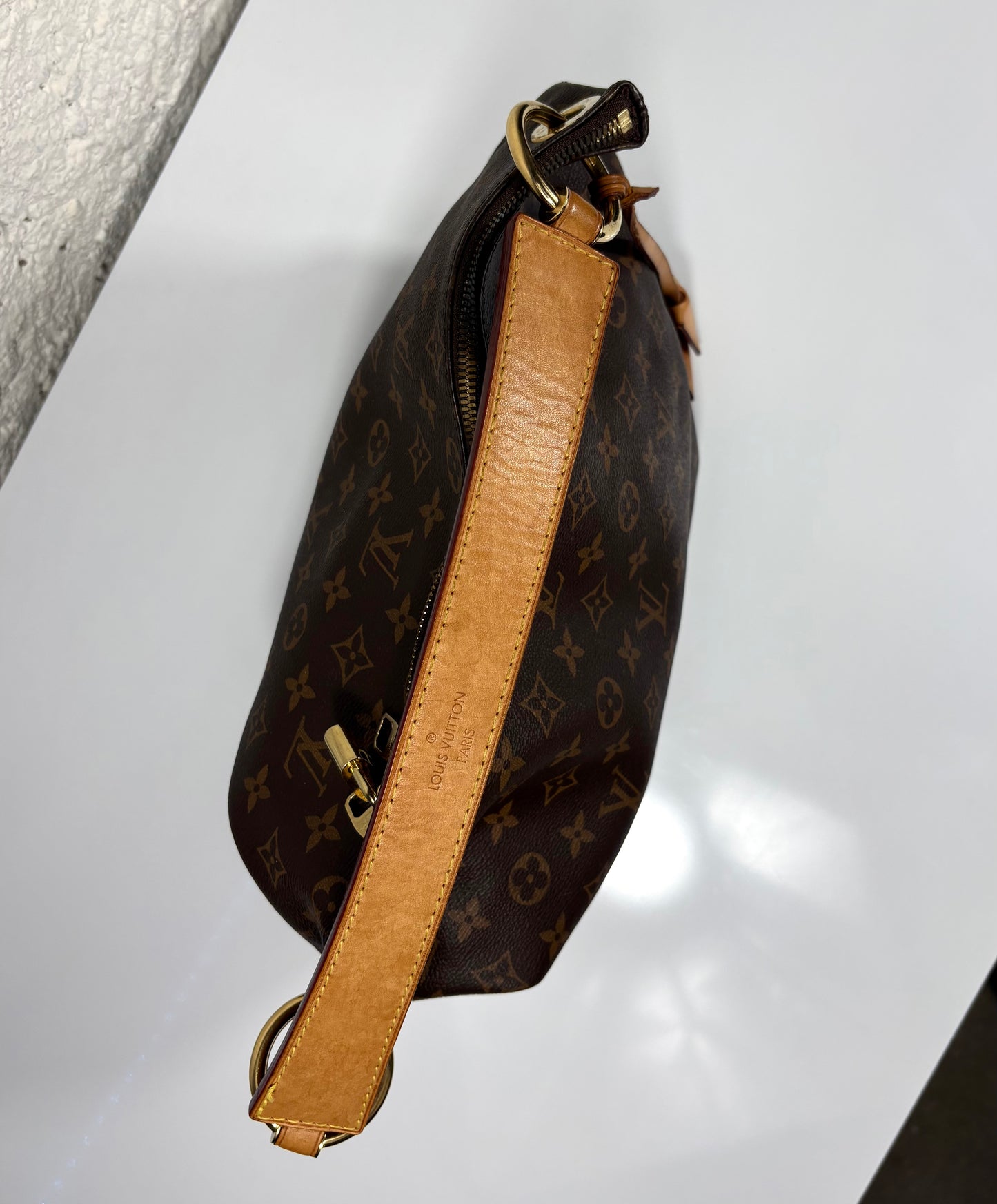 Louis Vuitton Berri MM monogram marrone e rifiniture in vacchetta