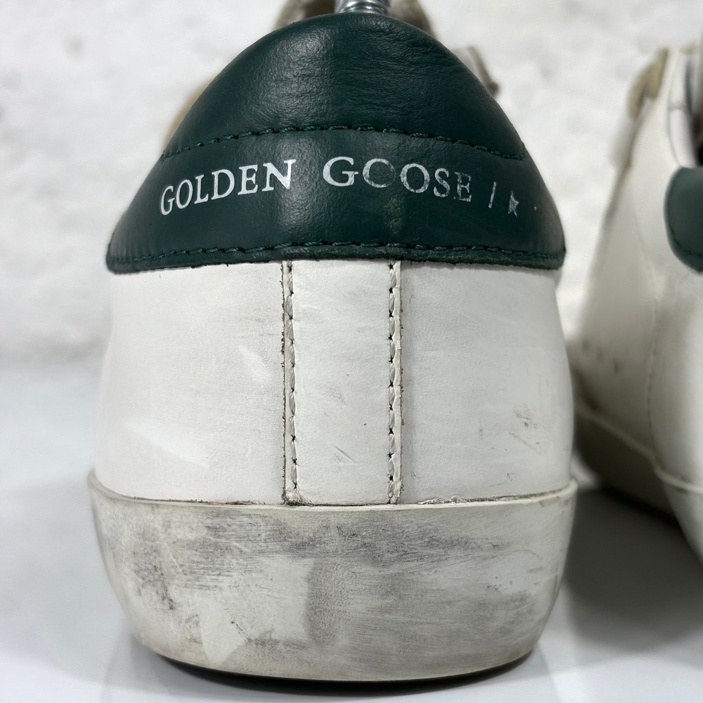 Golden goose Old school bianche, stella rossa e tallone verde 37