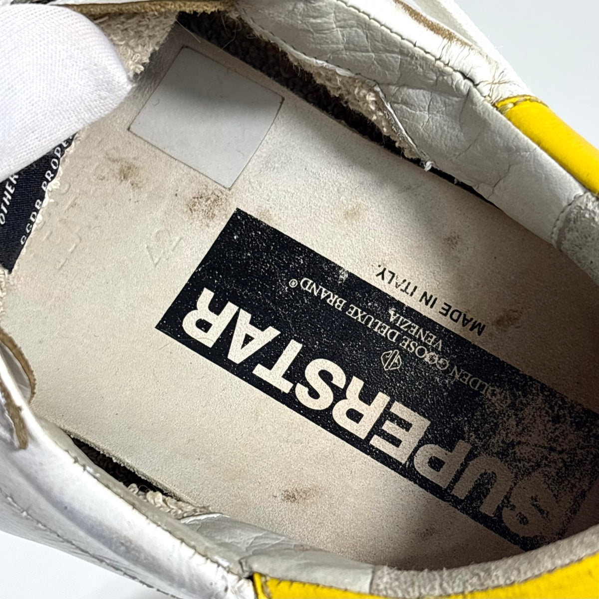 Golden goose Superstar bianche con talloncini gialli 42