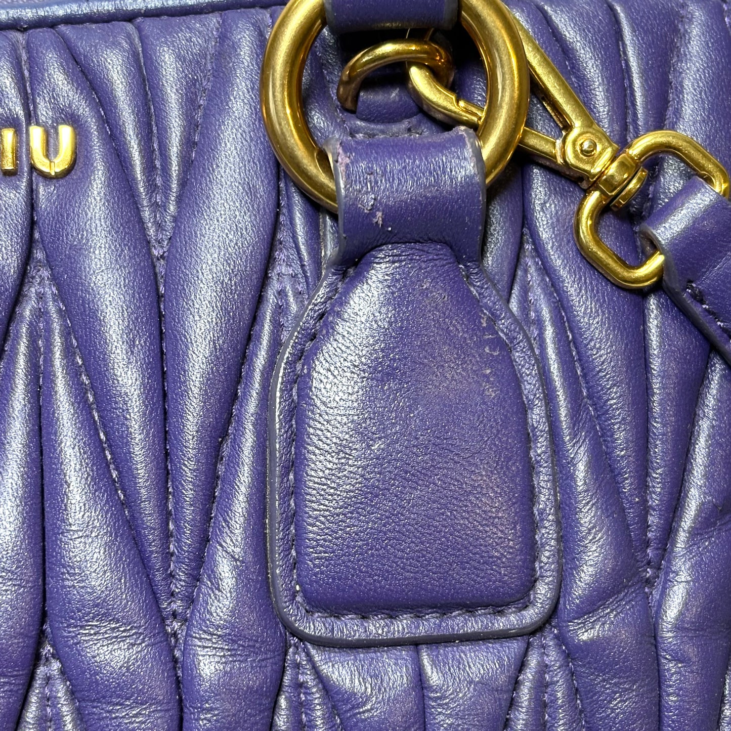 Miu Miu matelassé in pelle Viola