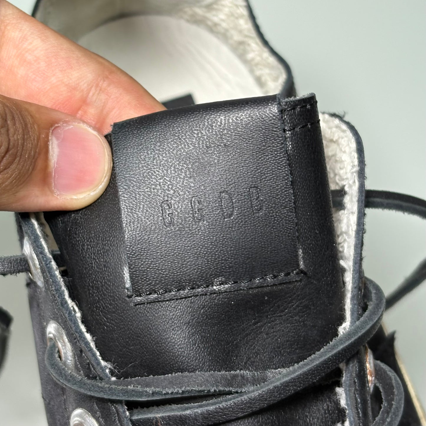 Golden Goose V-star nero 39