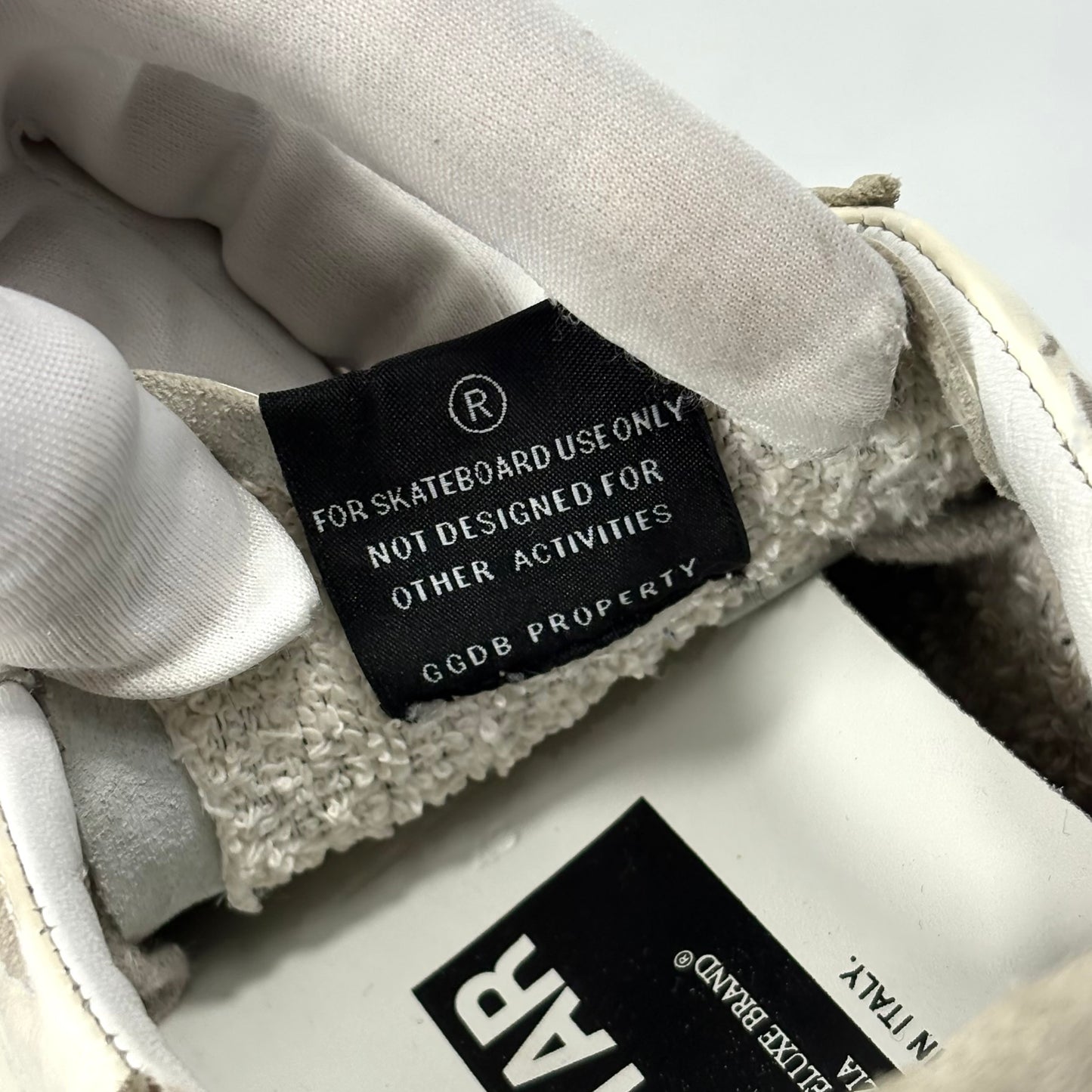 Golden goose Superstar Bianche talloncino grigio 42