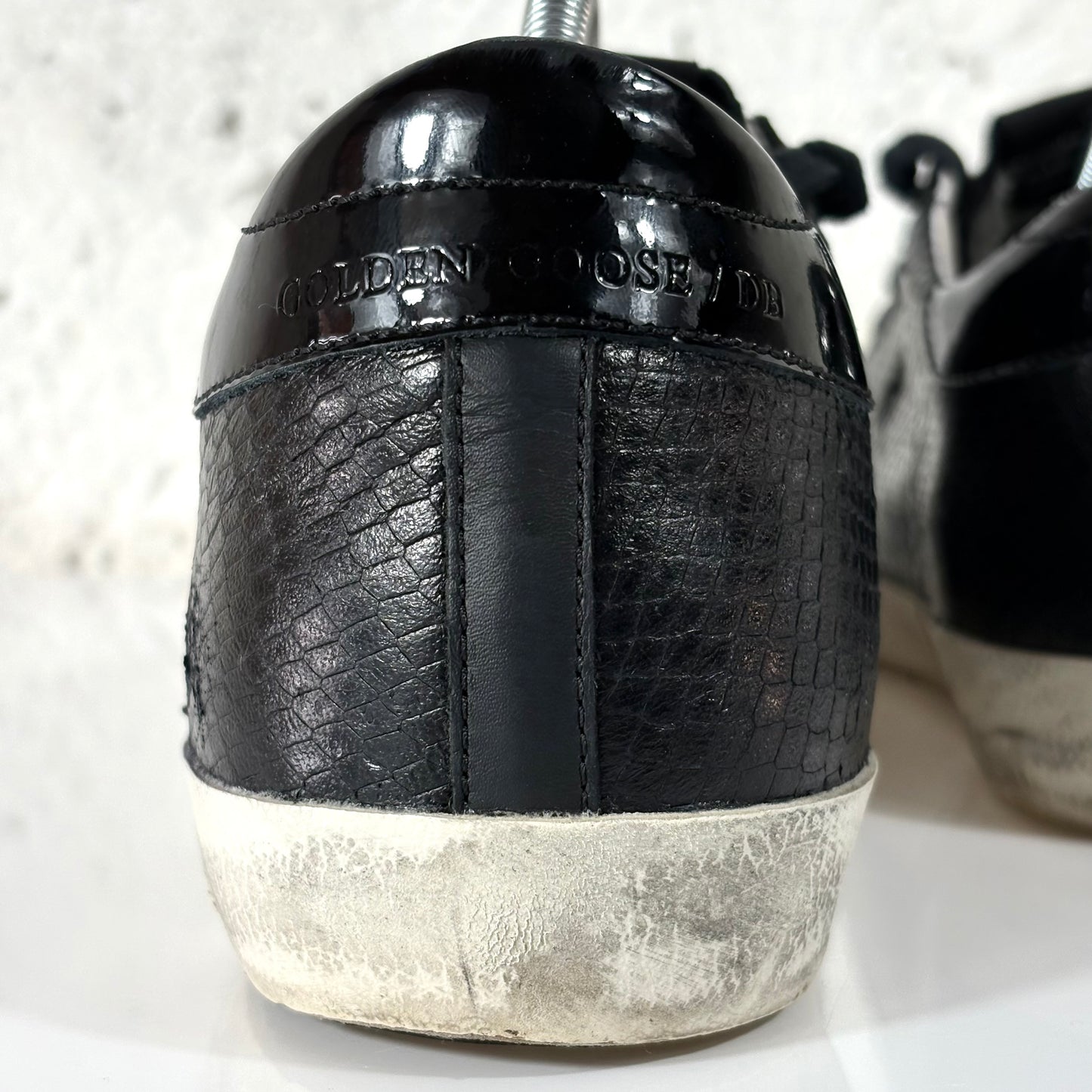 Golden goose Superstar nero a squame 39