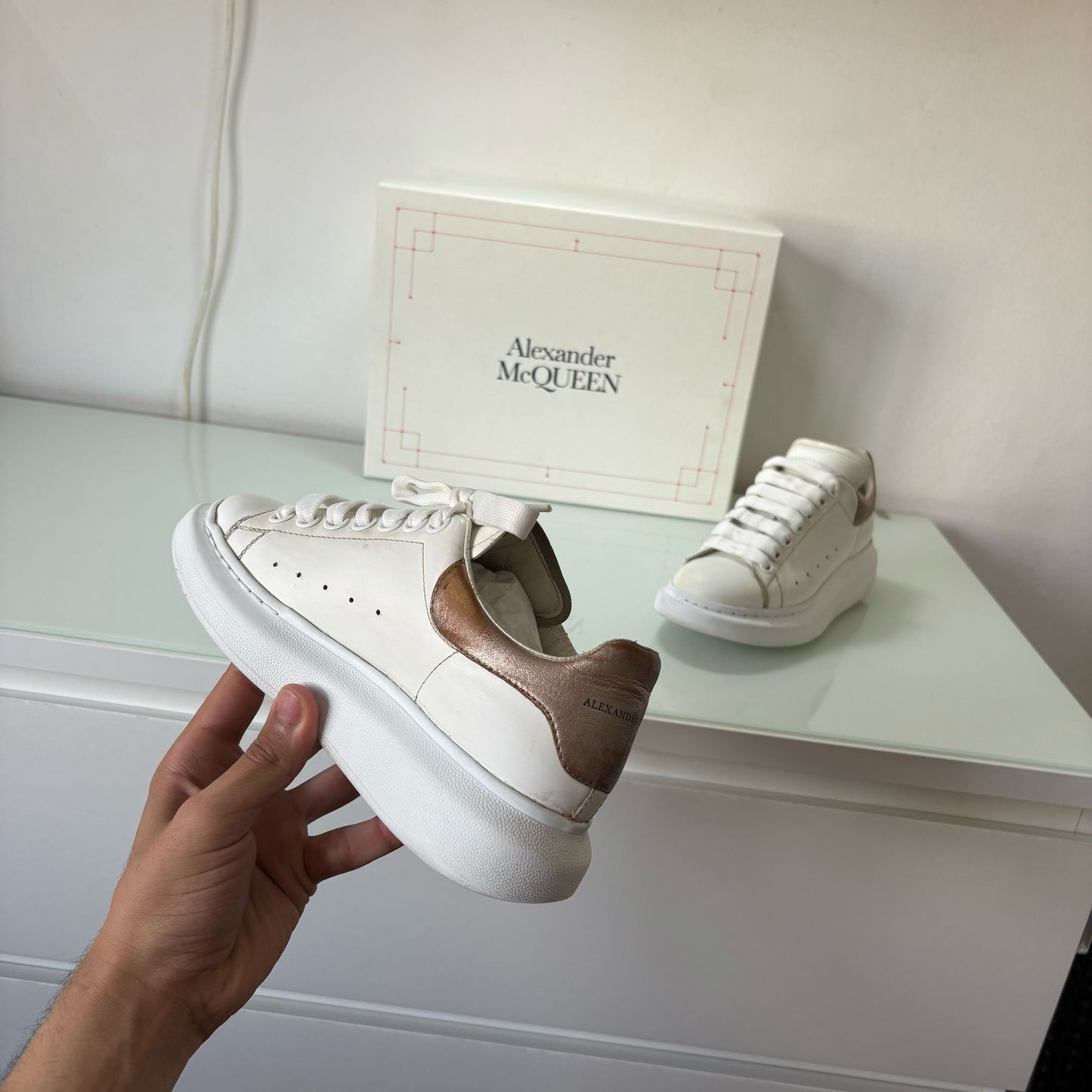 Alexander Mcqueen bianche e tallone metallizzato 35