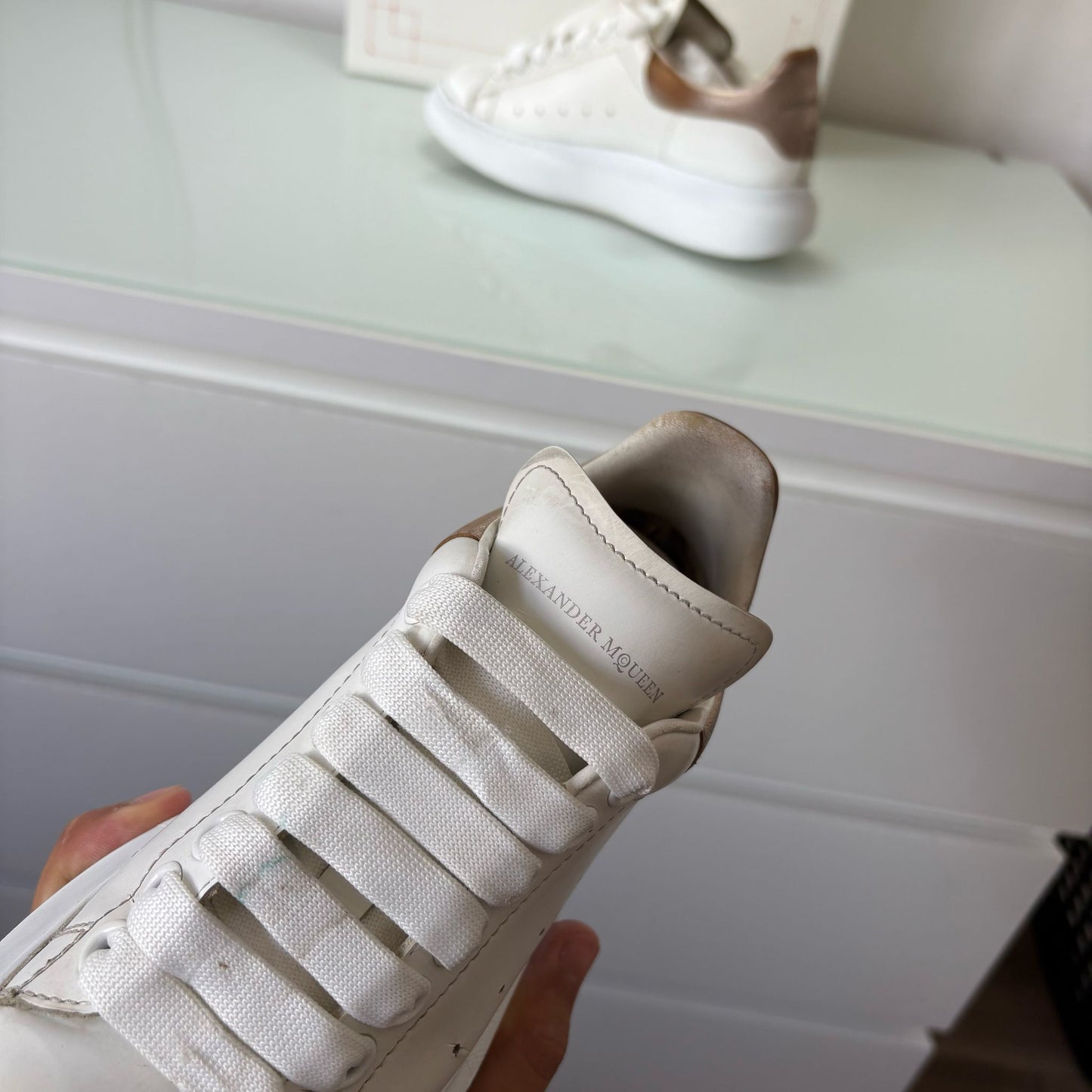 Alexander Mcqueen bianche e tallone metallizzato 35