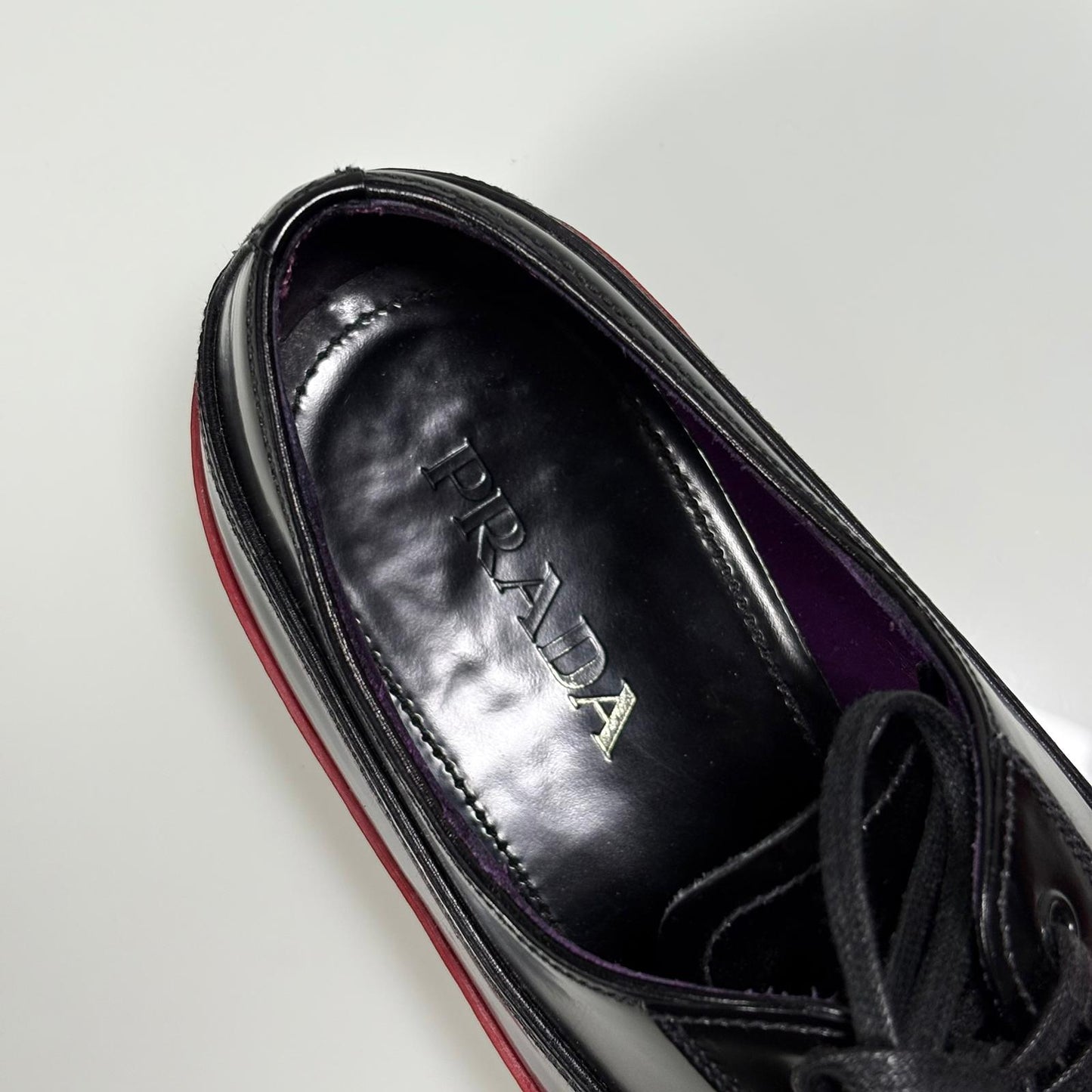 Prada Derby mocassini con tuffo in gomma 35