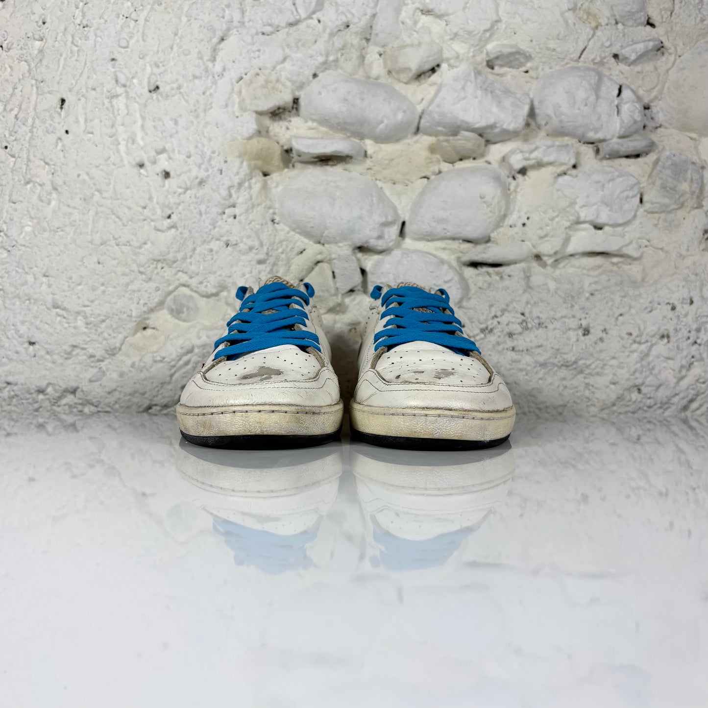 Golden goose Ballstar bianche con stella rossa scuro e talloncini neri a paillettes 43