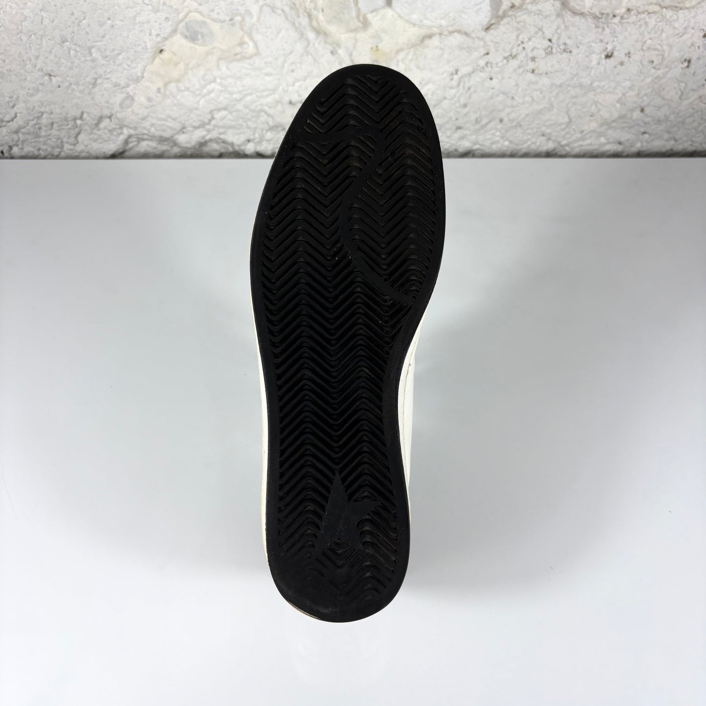 Golden goose Ballstar bianche con stella rossa scuro e talloncini neri a paillettes 43