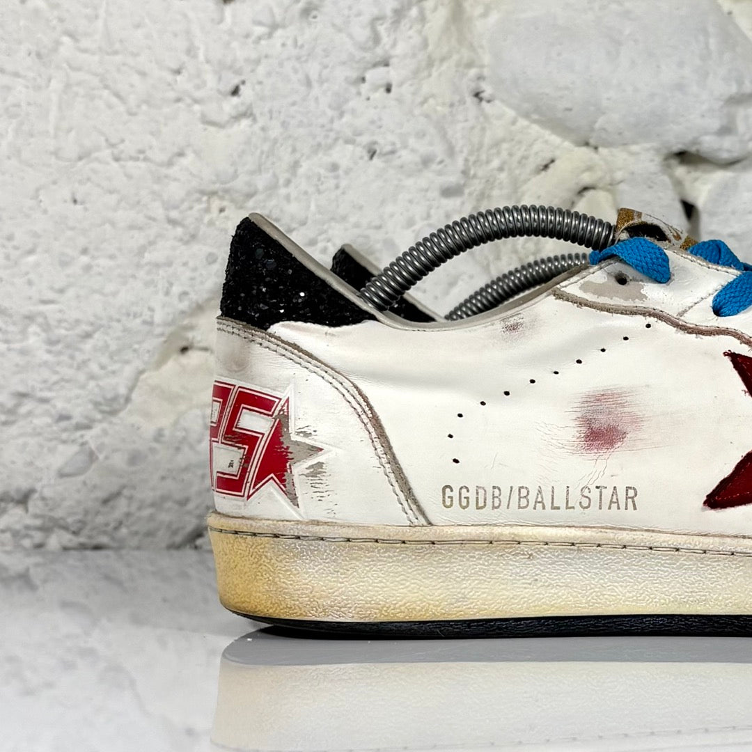 Golden goose Ballstar bianche con stella rossa scuro e talloncini neri a paillettes 43