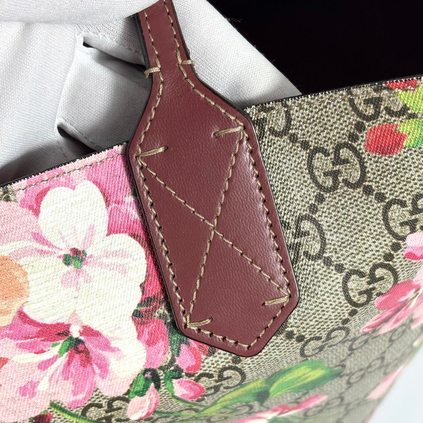 Gucci GG Blooms Supreme Tote
