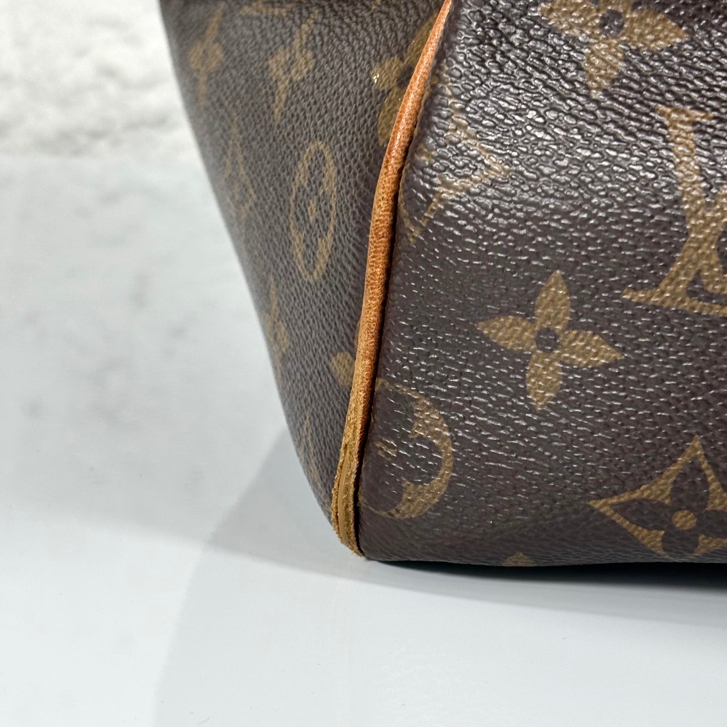 Louis Vuitton Tivoli PM