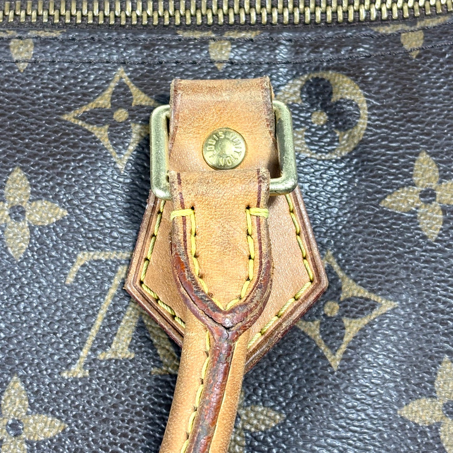 Louis Vuitton Speedy 30 in monogram canvas