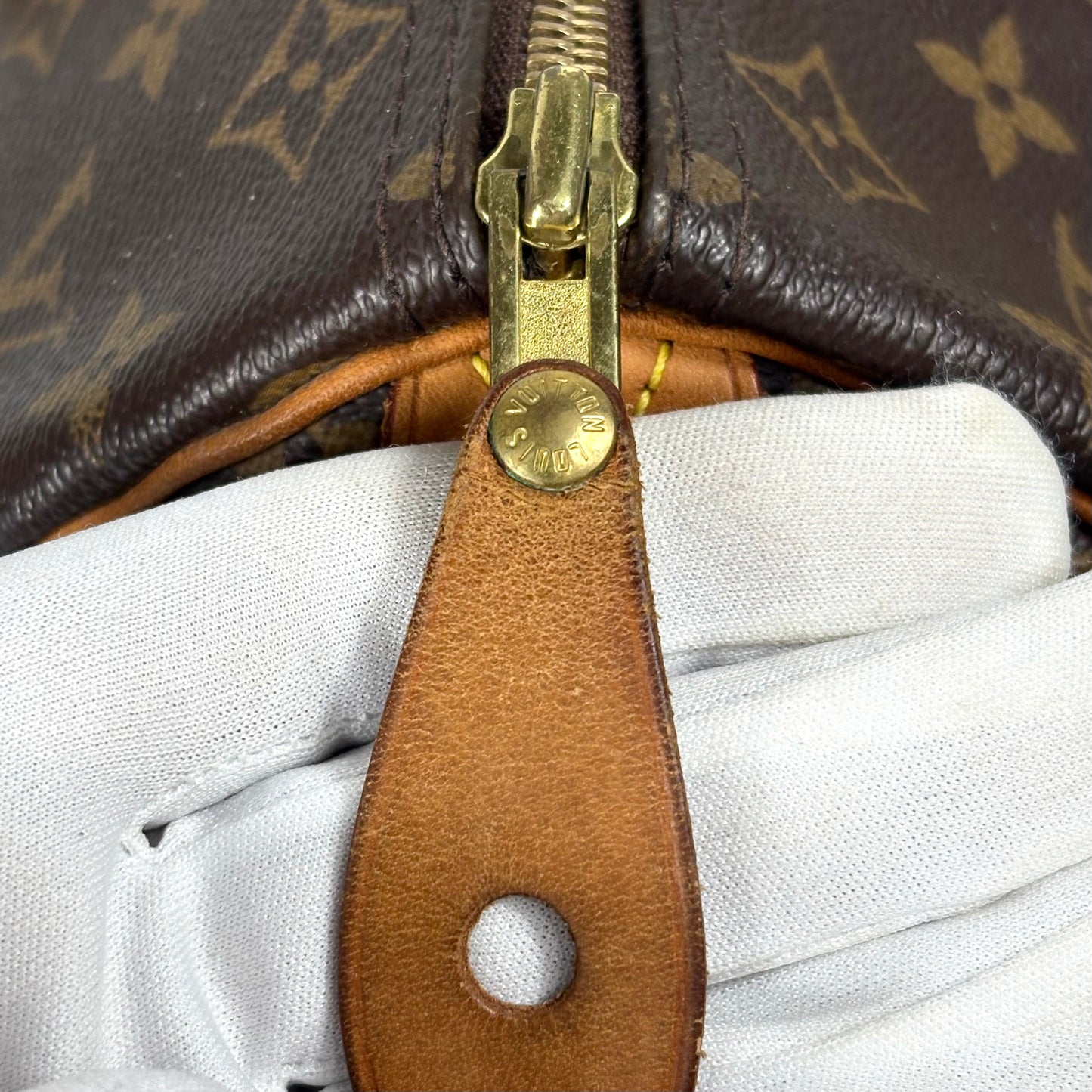 Louis Vuitton Speedy 30 in monogram canvas