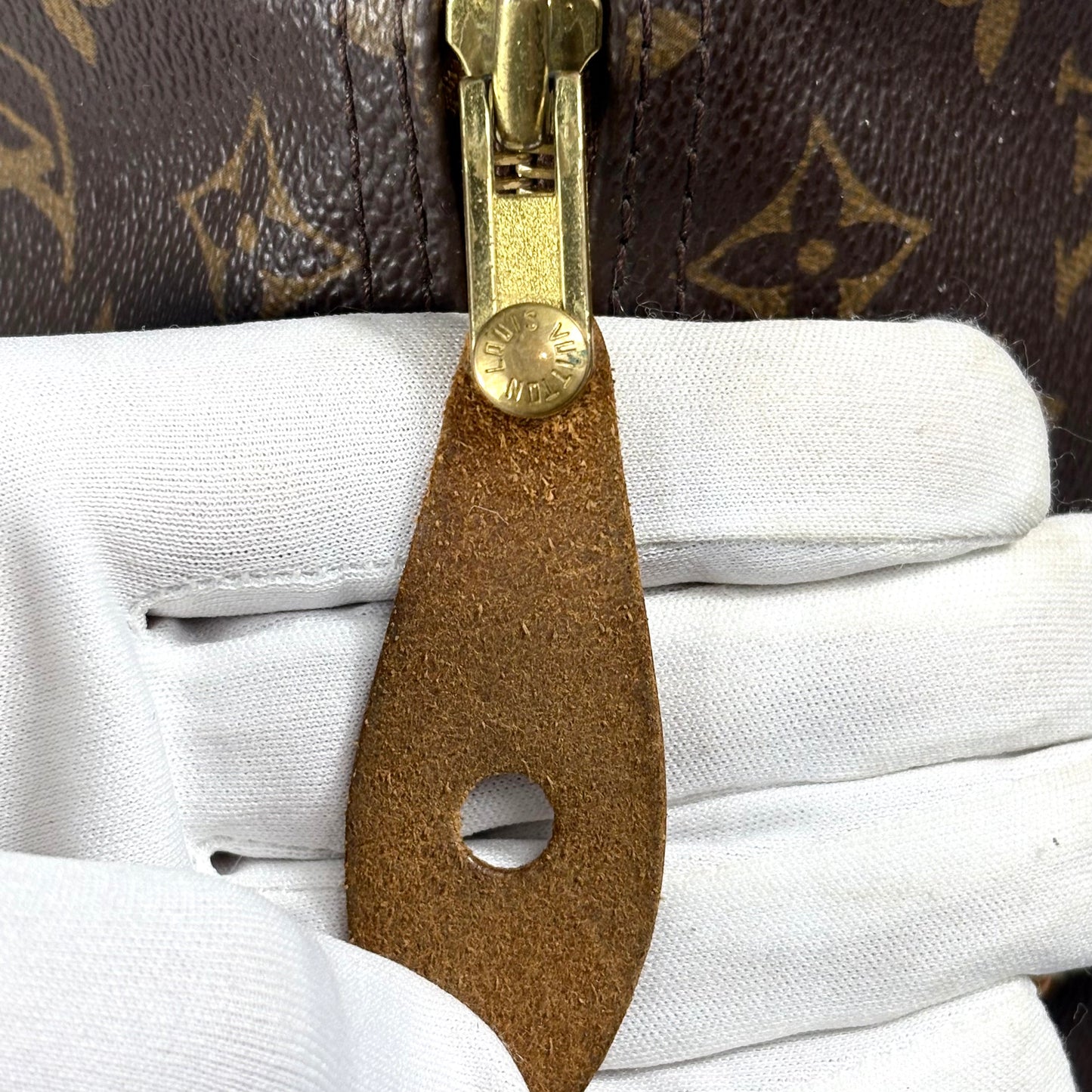 Louis Vuitton Speedy 30 in monogram canvas