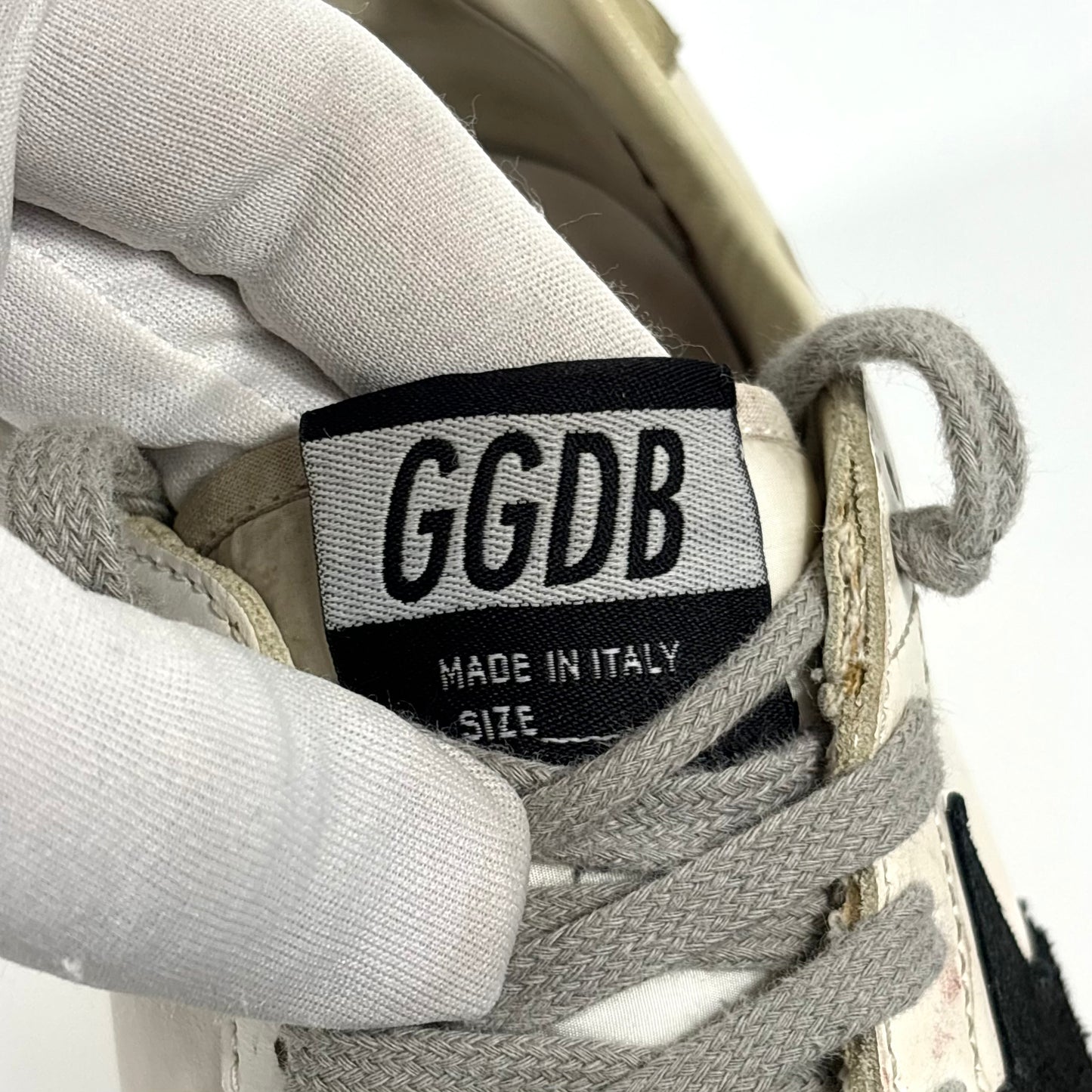 Golden goose Ballstar bianche con stella nera e talloncini oro 37
