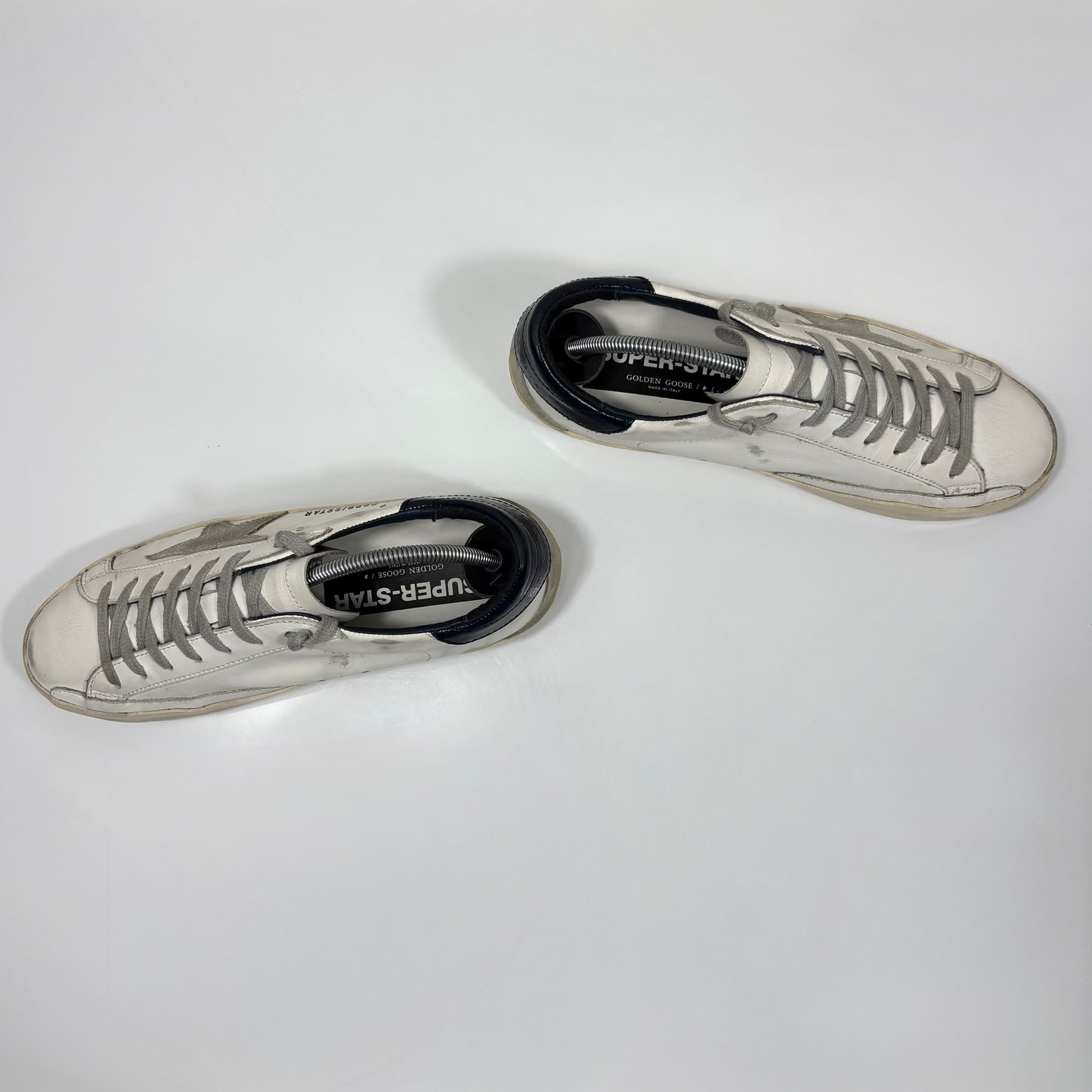 Golden Goose Superstar bianche con stella grigia e talloncini blu scuro 39