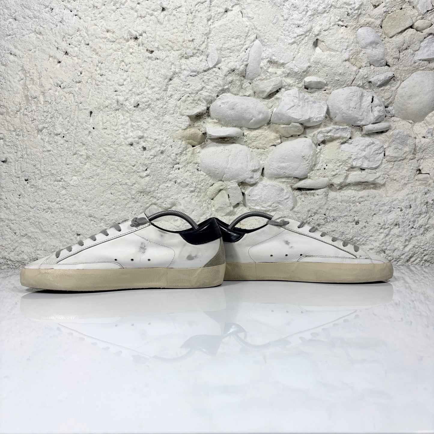 Golden Goose Superstar bianche con stella grigia e talloncini blu scuro 39